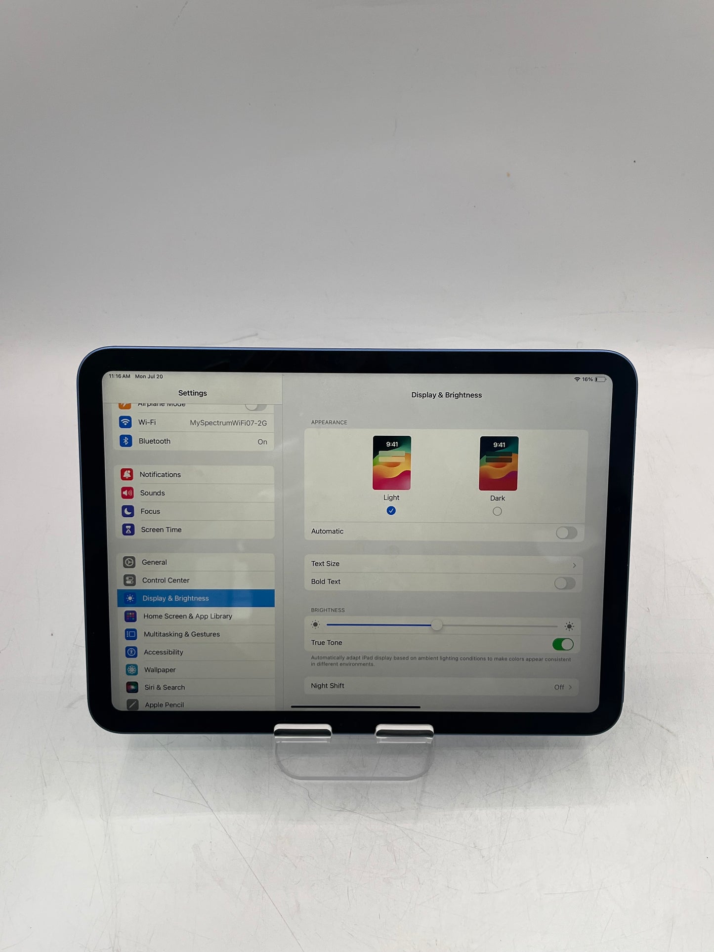 2022 Apple iPad 10th Gen A2696 64GB Wi‑Fi Only Tablet - Blue