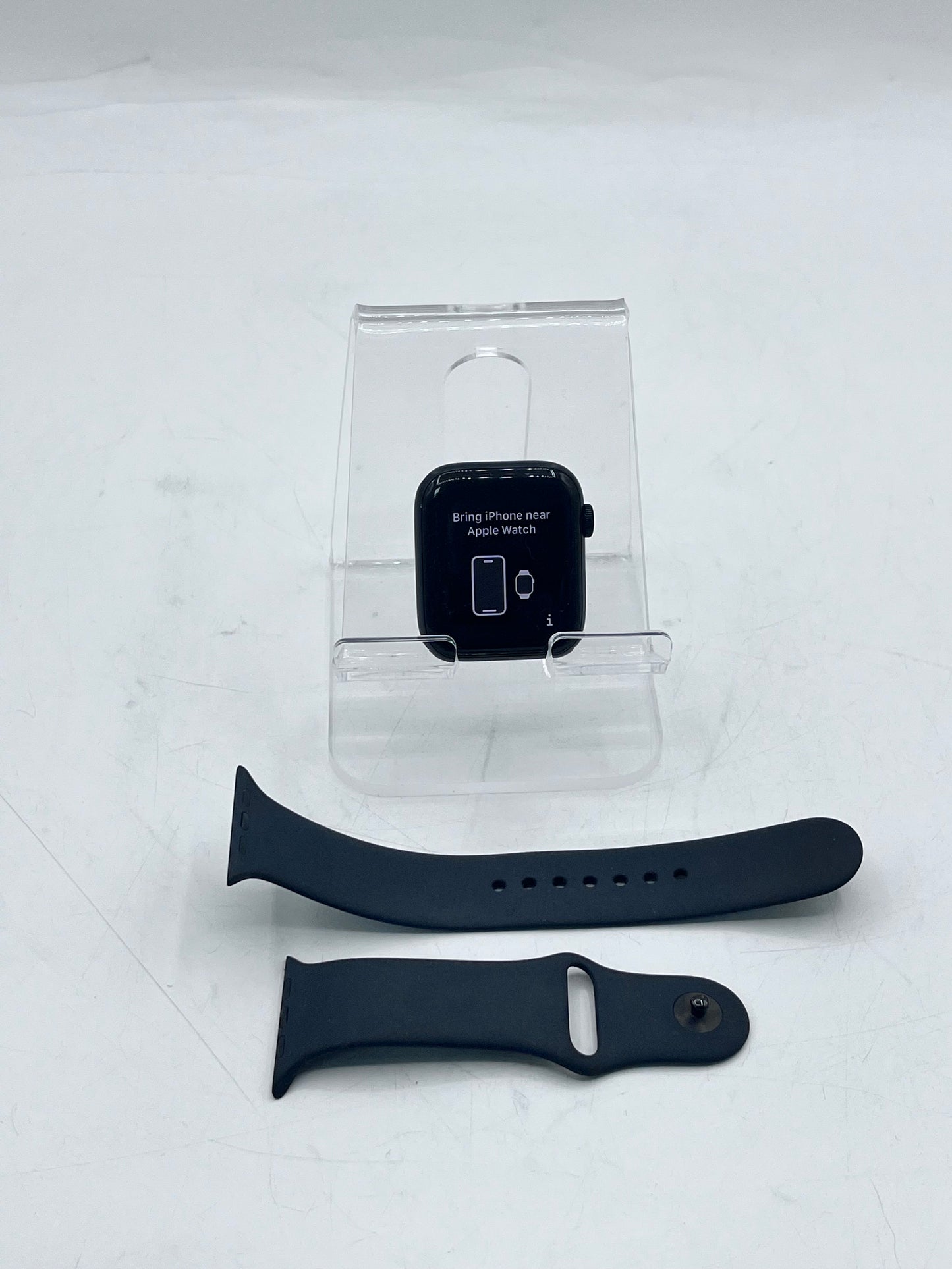 Unlocked Apple Watch SE 3 44MM Midnight Aluminum Midnight Sport Band MEPJ4LW/A 100% BH