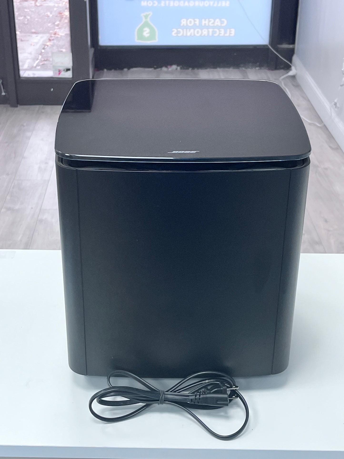 Bose Acoustimass 300 Bass Module 700 420132 - Black Free Shipping