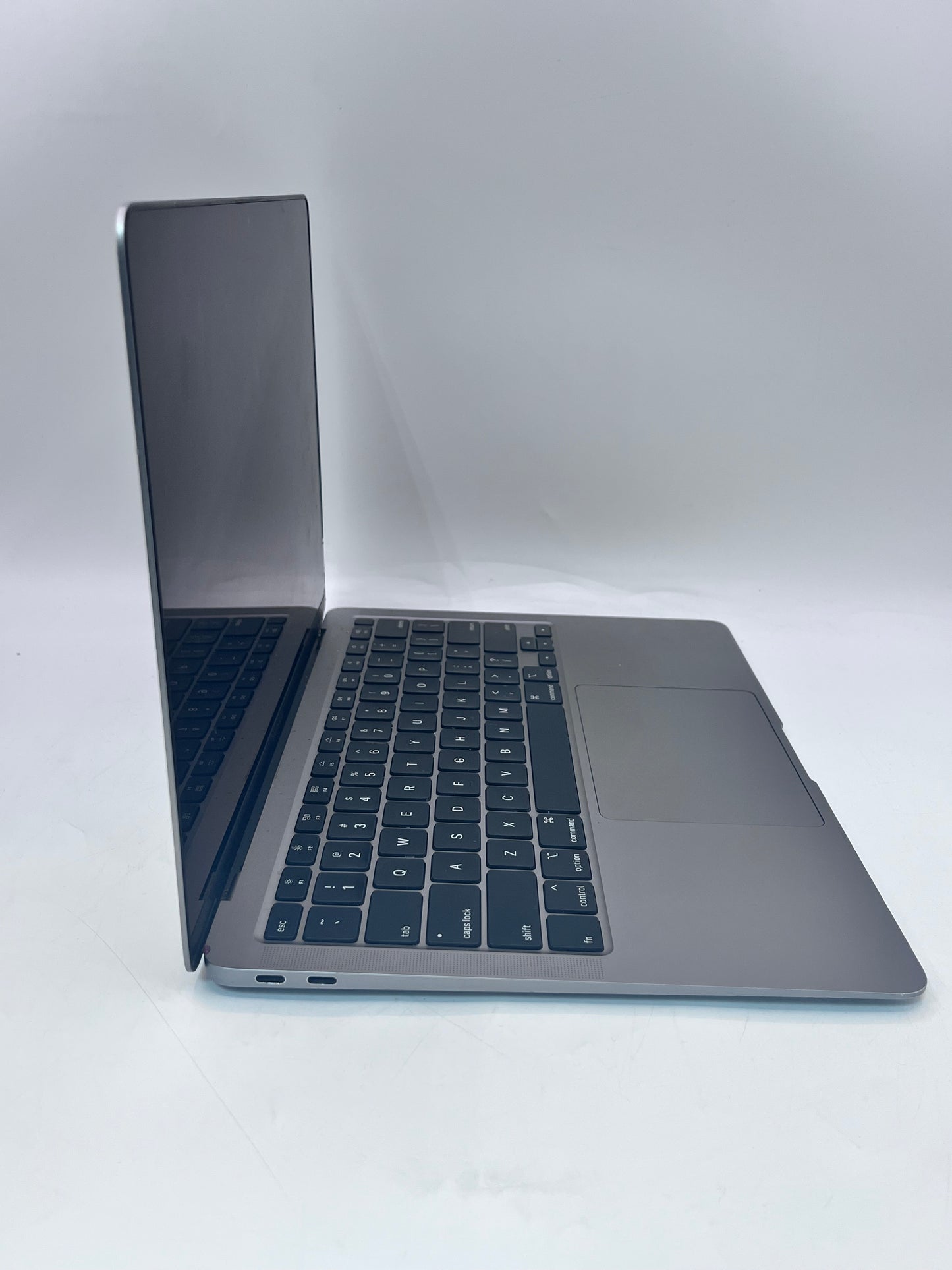 Apple MacBook Air 13" Retina i5 A2179 2020 Space Gray REMOTELY MANAGED BY PASSED READ