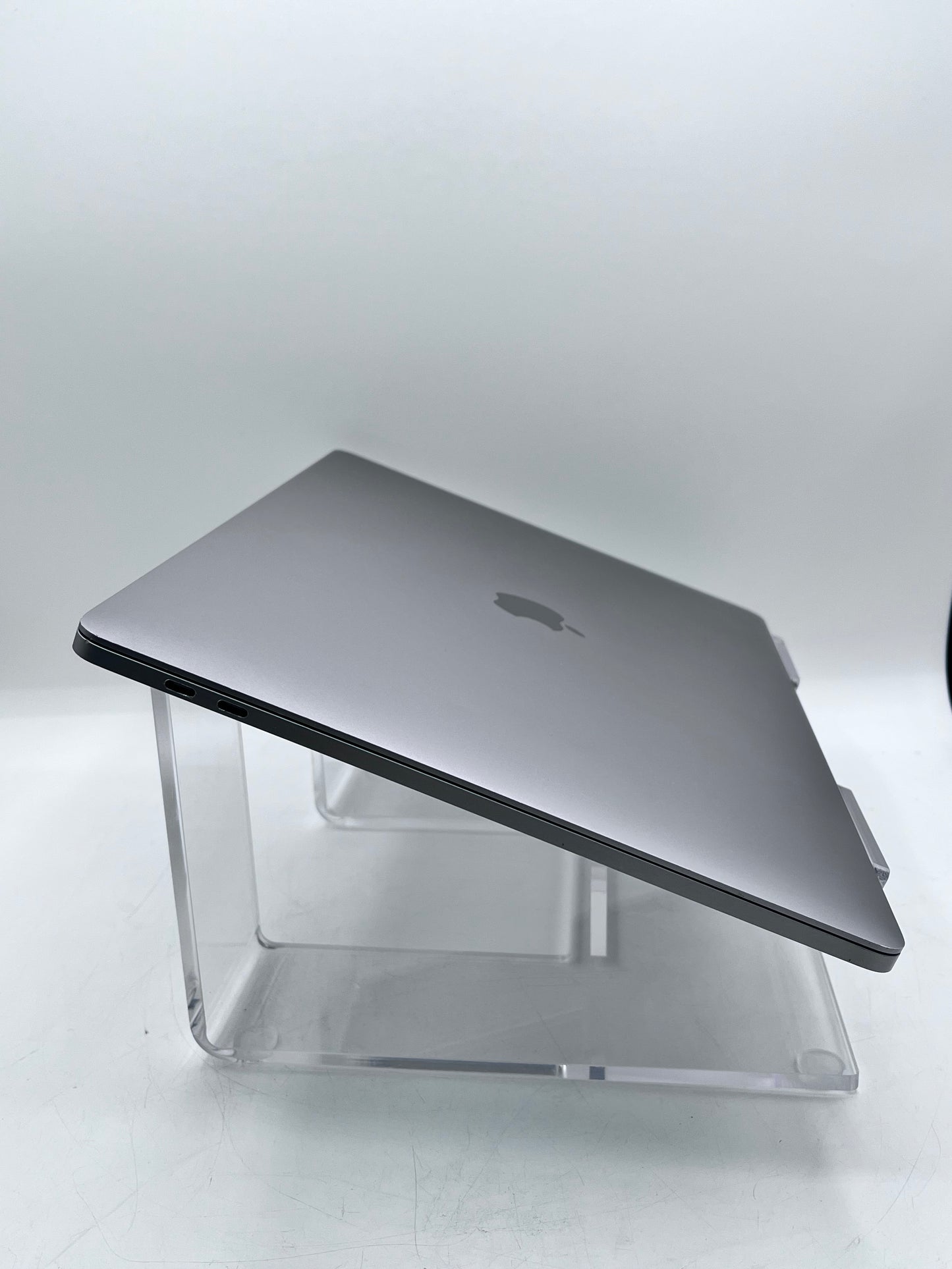 Apple MacBook Pro 15" (2018) A1990 - Broken for Parts - Space Gray