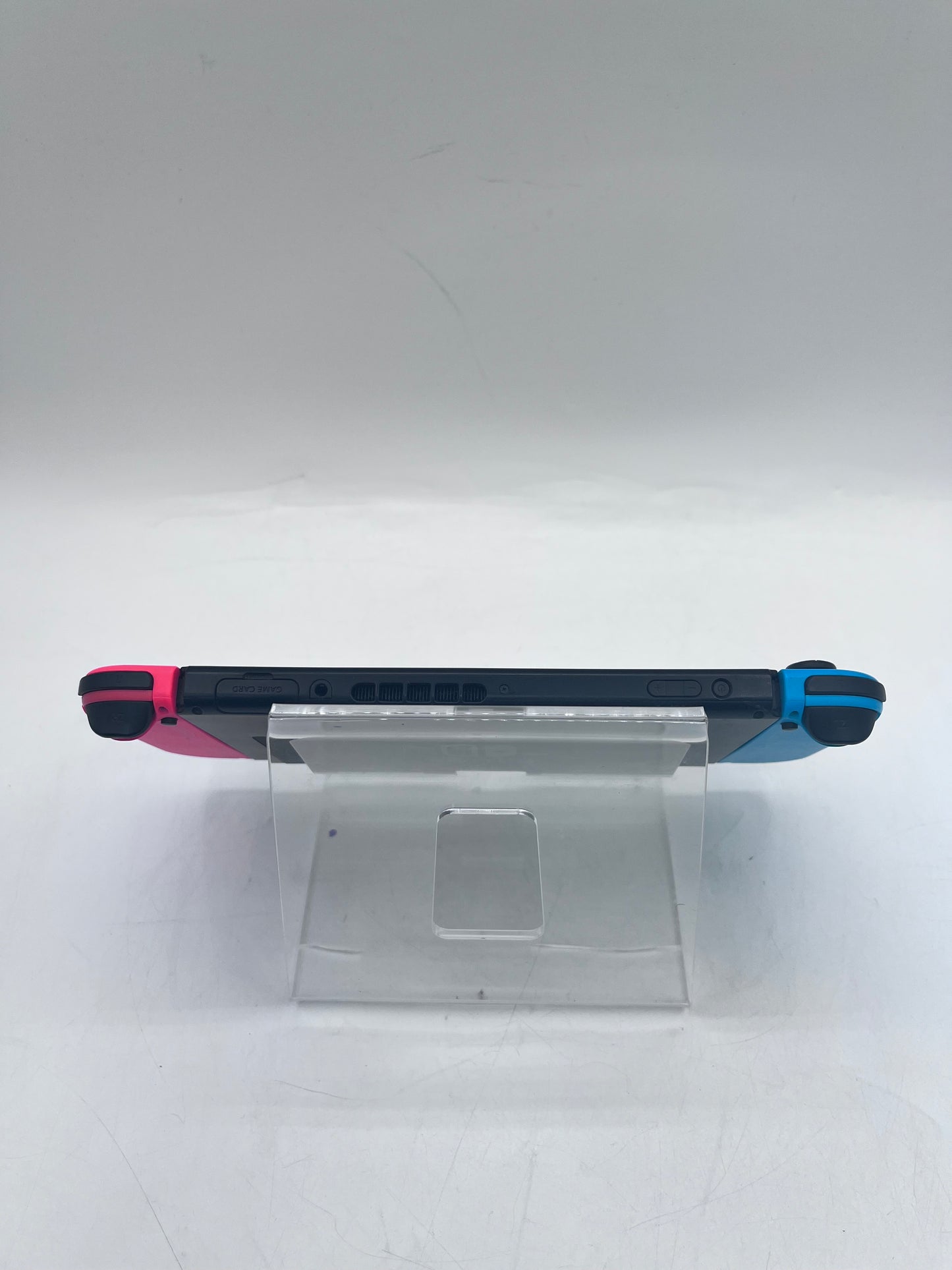 Nintendo Switch (HAC-001) 2017 32GB - Blue/Red Joycons