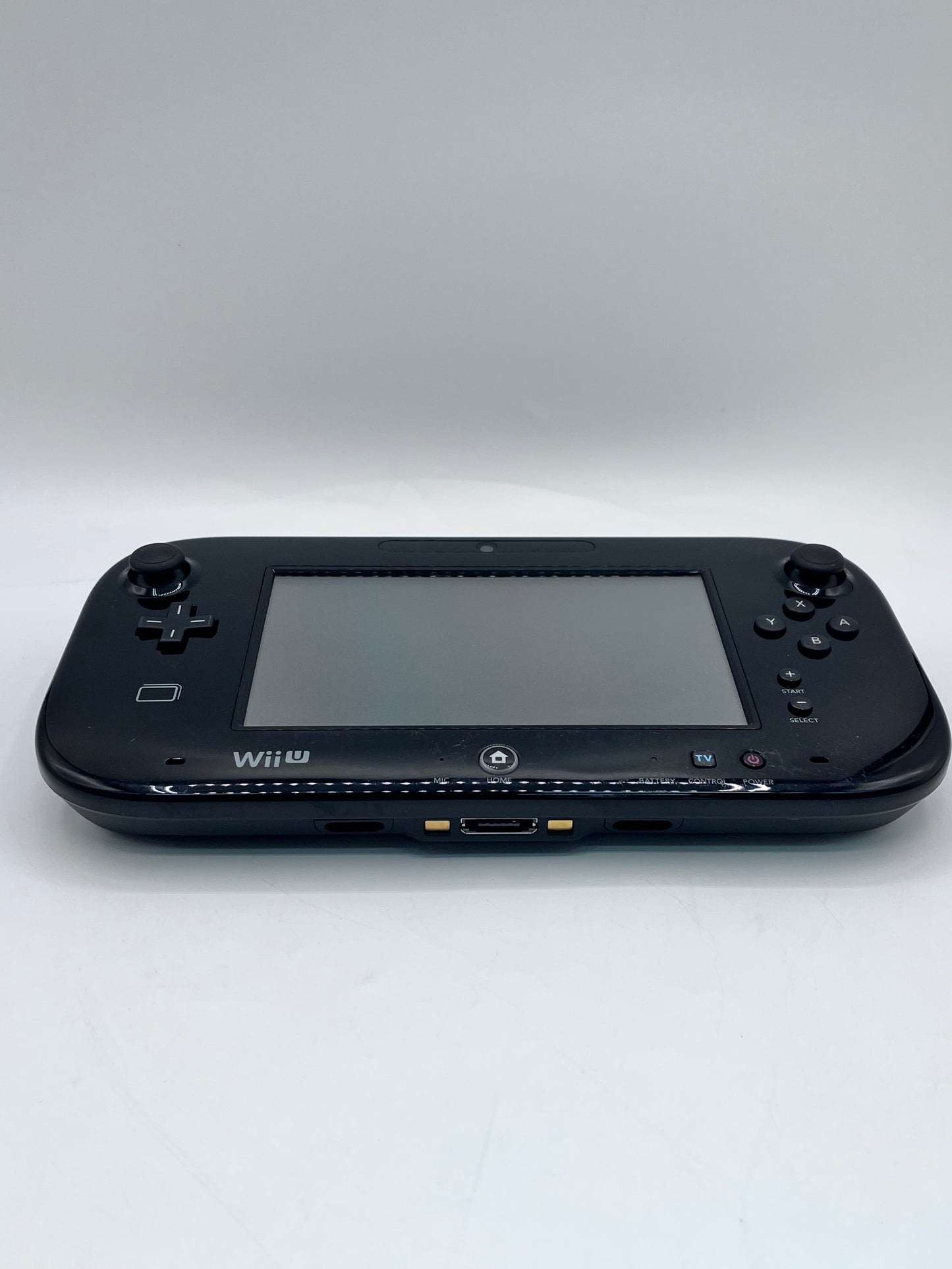 Nintendo Wii U WUP-010 2012 Video Game System with One Controller - Black
