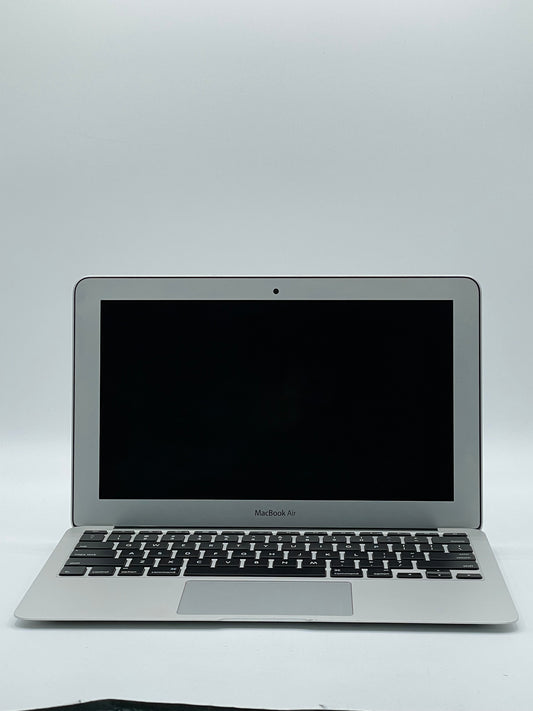 Apple MacBook Air 11" A1465 (2014) - Silver - READ