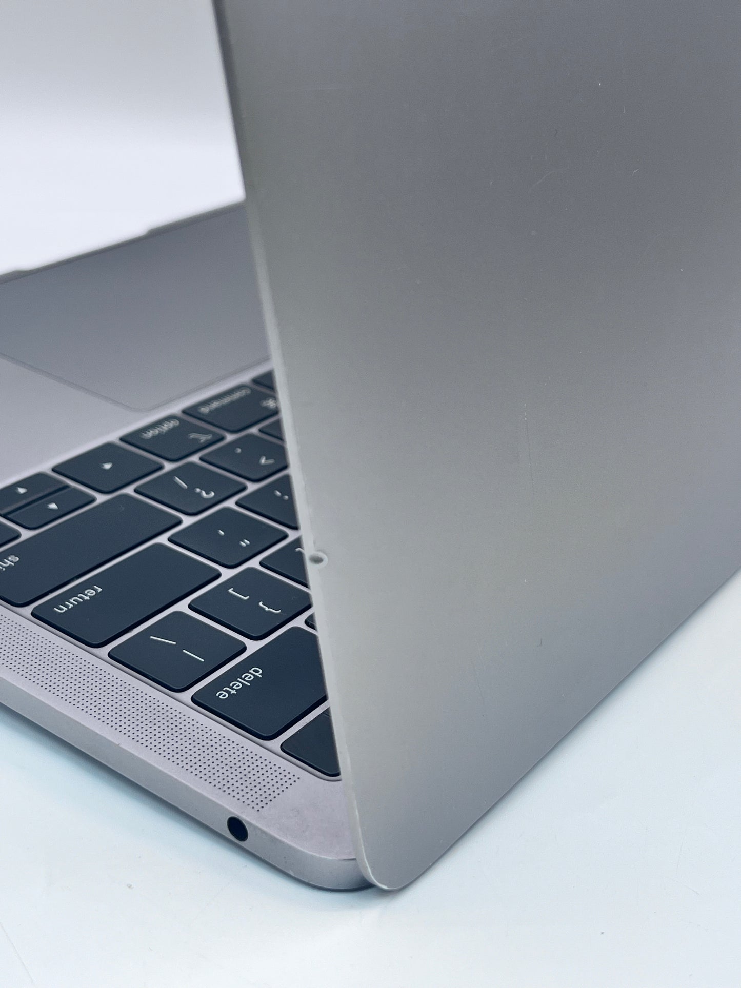 Apple Macbook Pro 13" A2159 2019 Core i5 8GB 128GB Space Gray READ