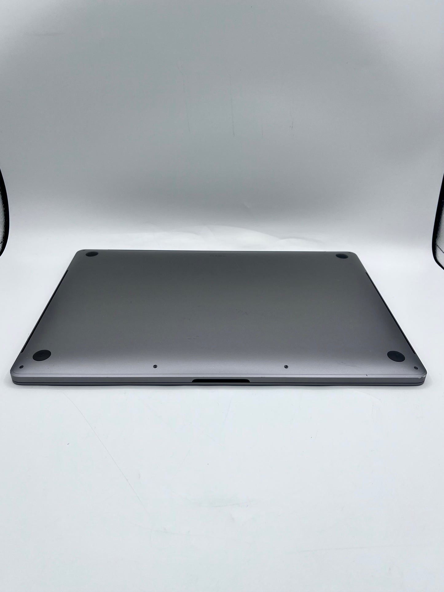 Apple MacBook Pro 16" A2141 2019 - Space Gray