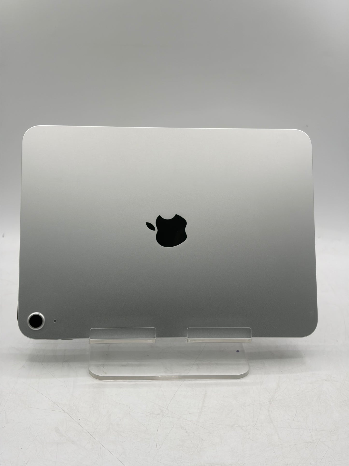 2025 Apple iPad (11th Gen) A3354 128GB Wi‑Fi Only Silver 100% Battery Health
