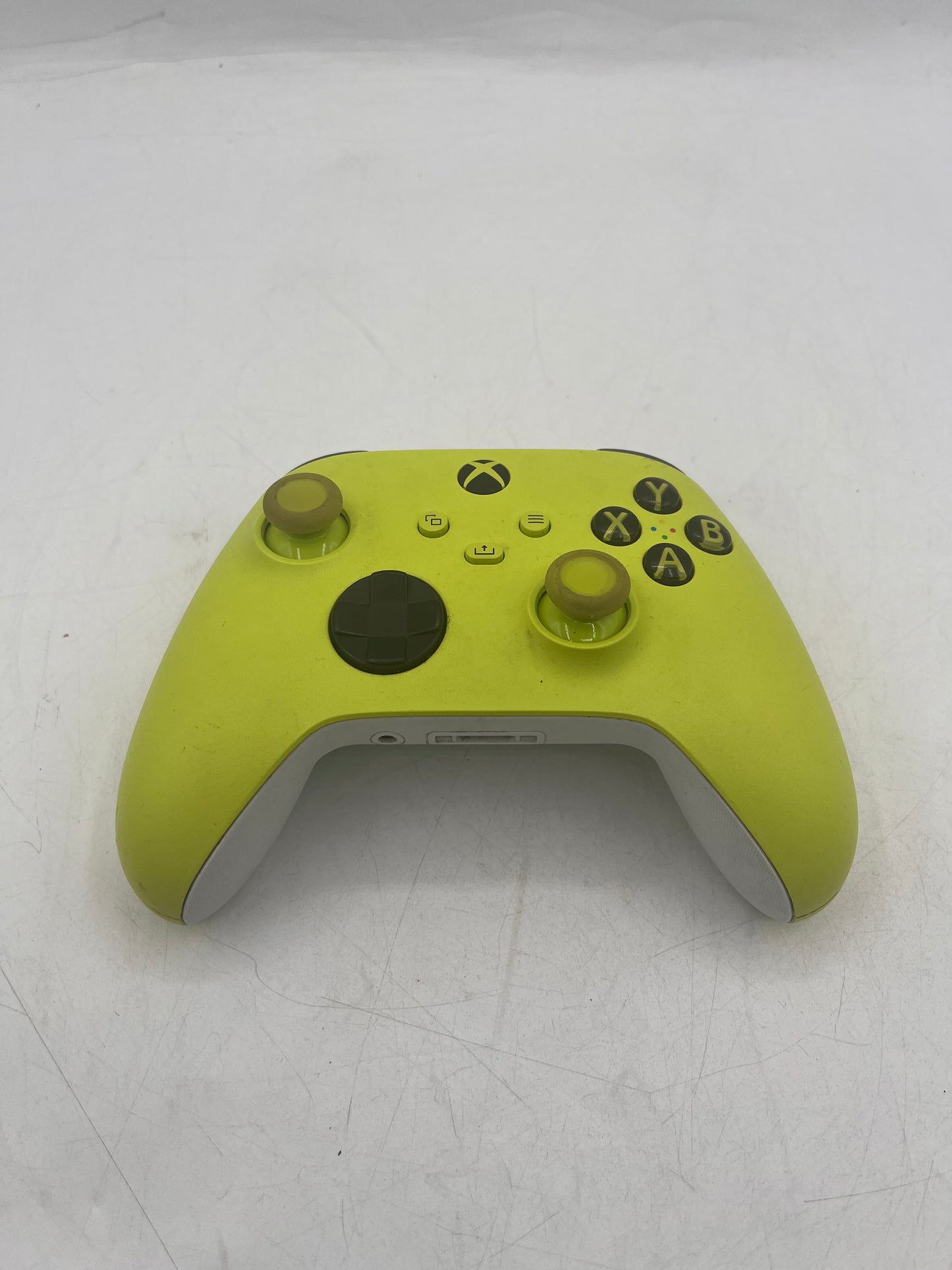 Microsoft Xbox Series Wireless Controller Model 1914 Green