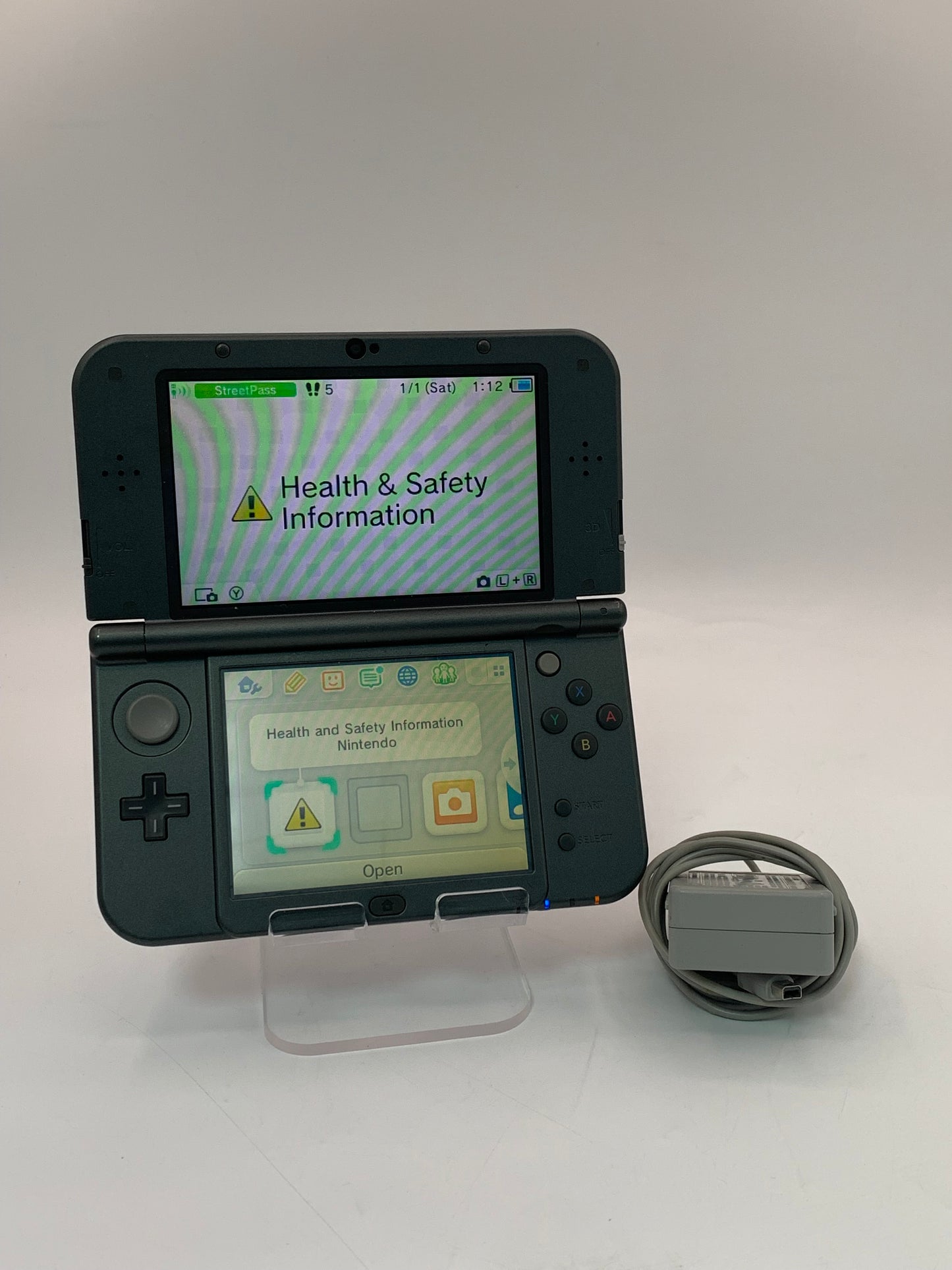 Nintendo New 3DS XL (KTR-001) 2014 Video Game System