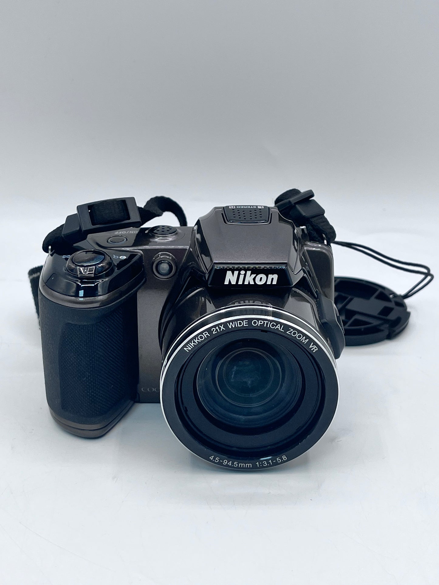 Nikon Coolpix L120 Digital Camera Bundle 14.1 mp 21x Zoom with Bag Free Shipping