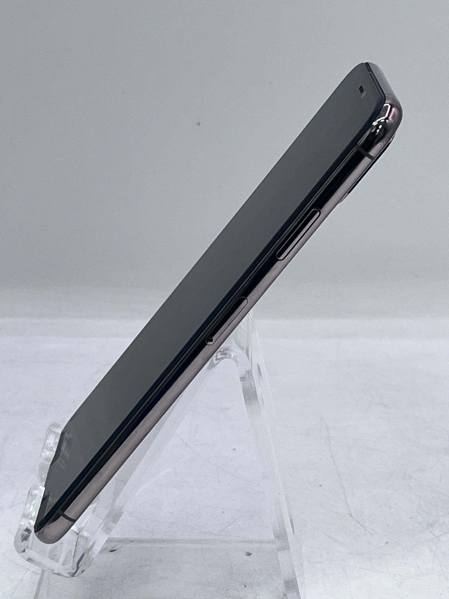 Unlocked Apple iPhone XS Max 64GB Gold A1921 MT5C2VC/A Cracked Screen