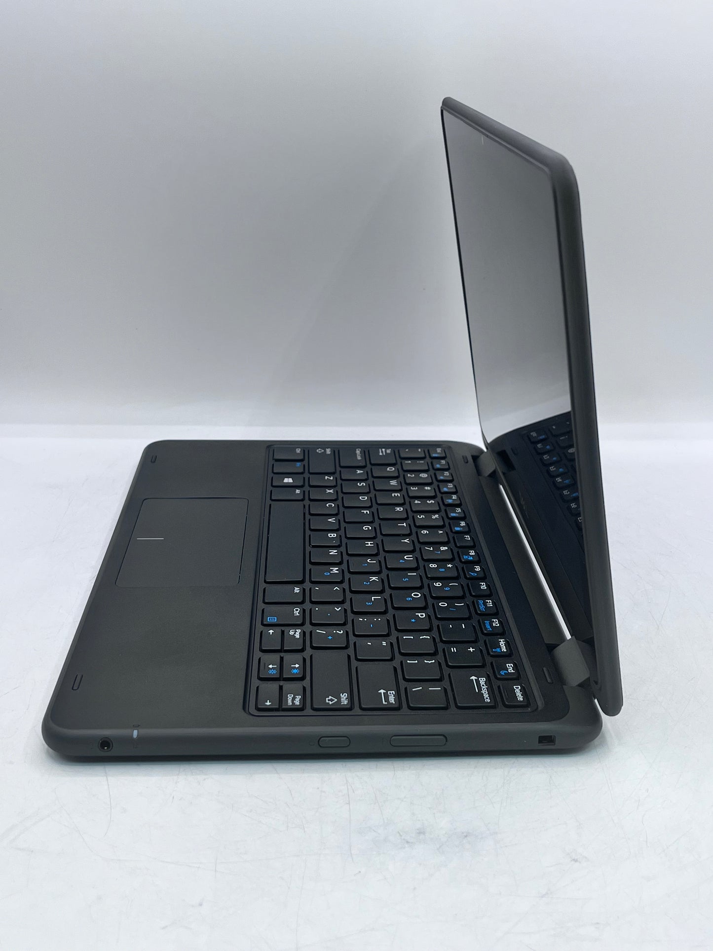Dell Latitude 3190 Intel Pentium N5030 4GB  128GB - Silver