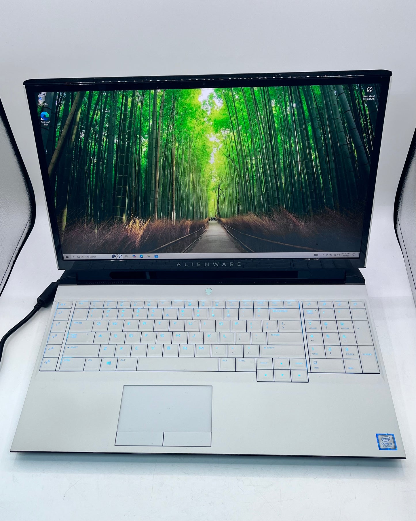 Alienware Area 51M Laptop, i9-9900K, 64GB RAM, RTX 2070, 2TB SSD with 2 chargers