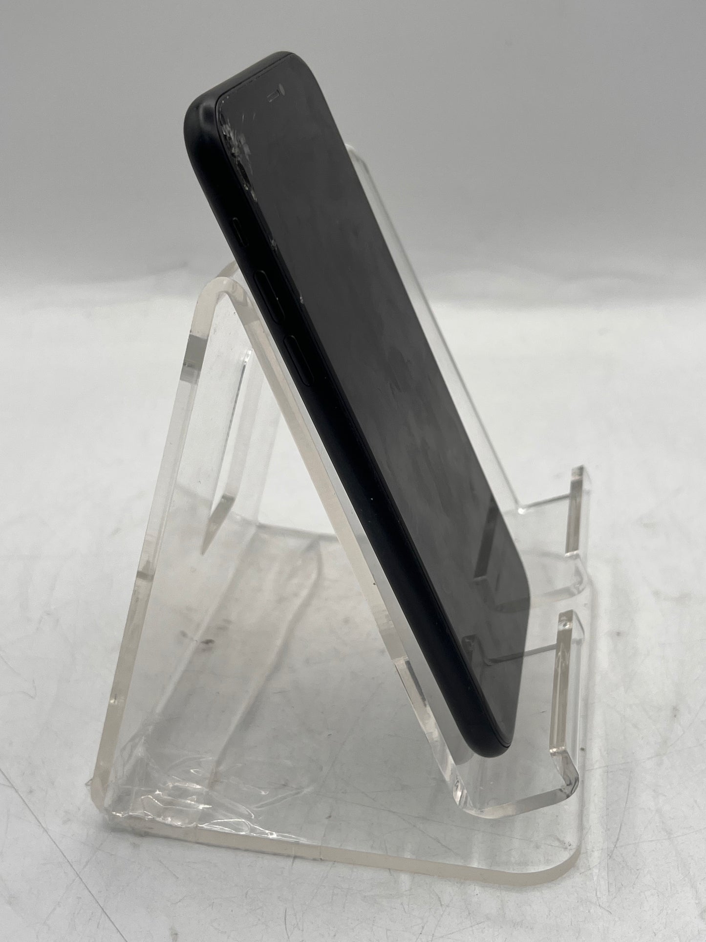 Unlocked Apple iPhone XR 64GB MT2E2LL/A A1984 Black