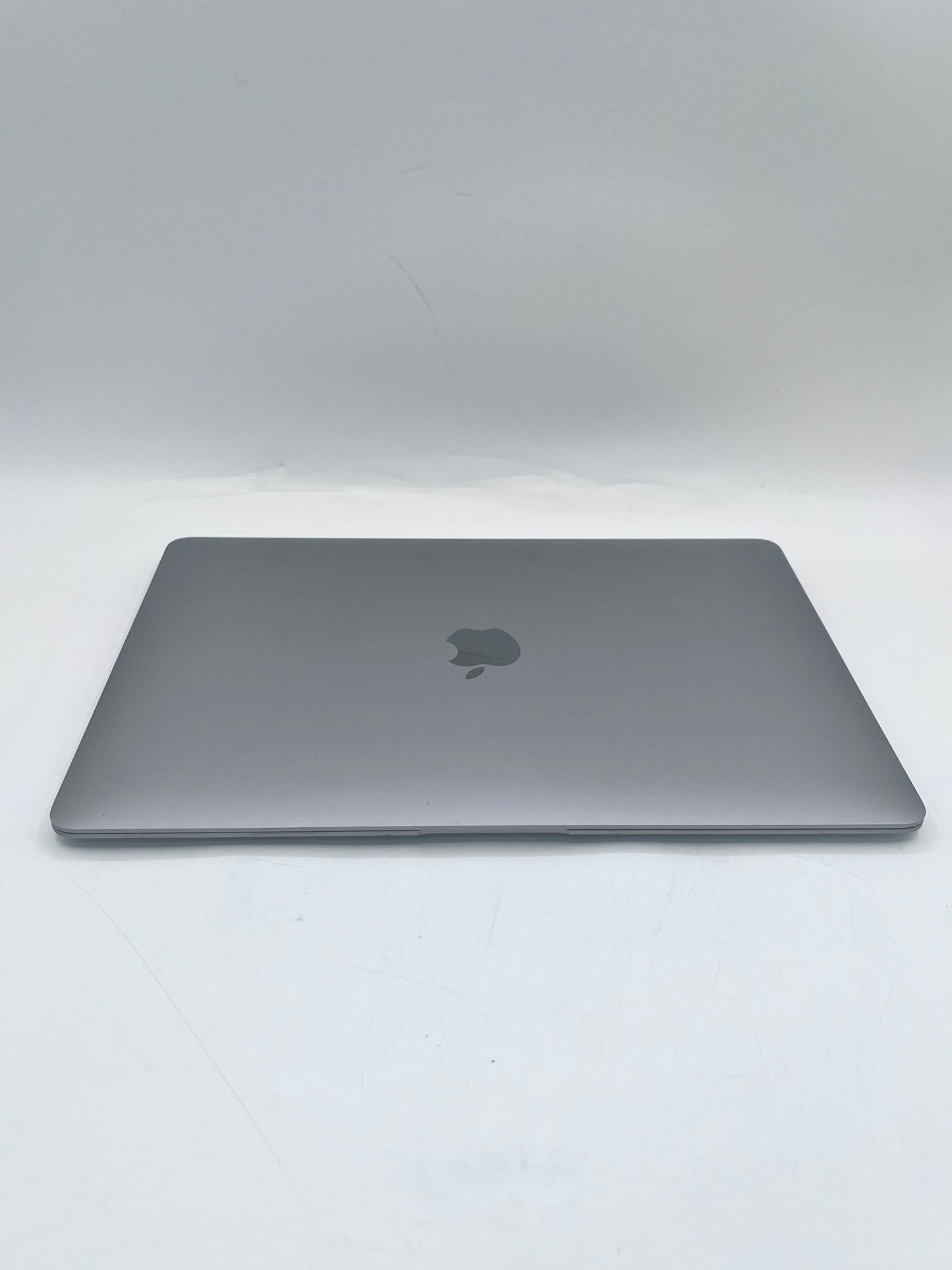 2020 Apple MacBook Air 13" M1 8GB 256GB A2337 MGN63LL/A Space Gray 24 Cycle Count
