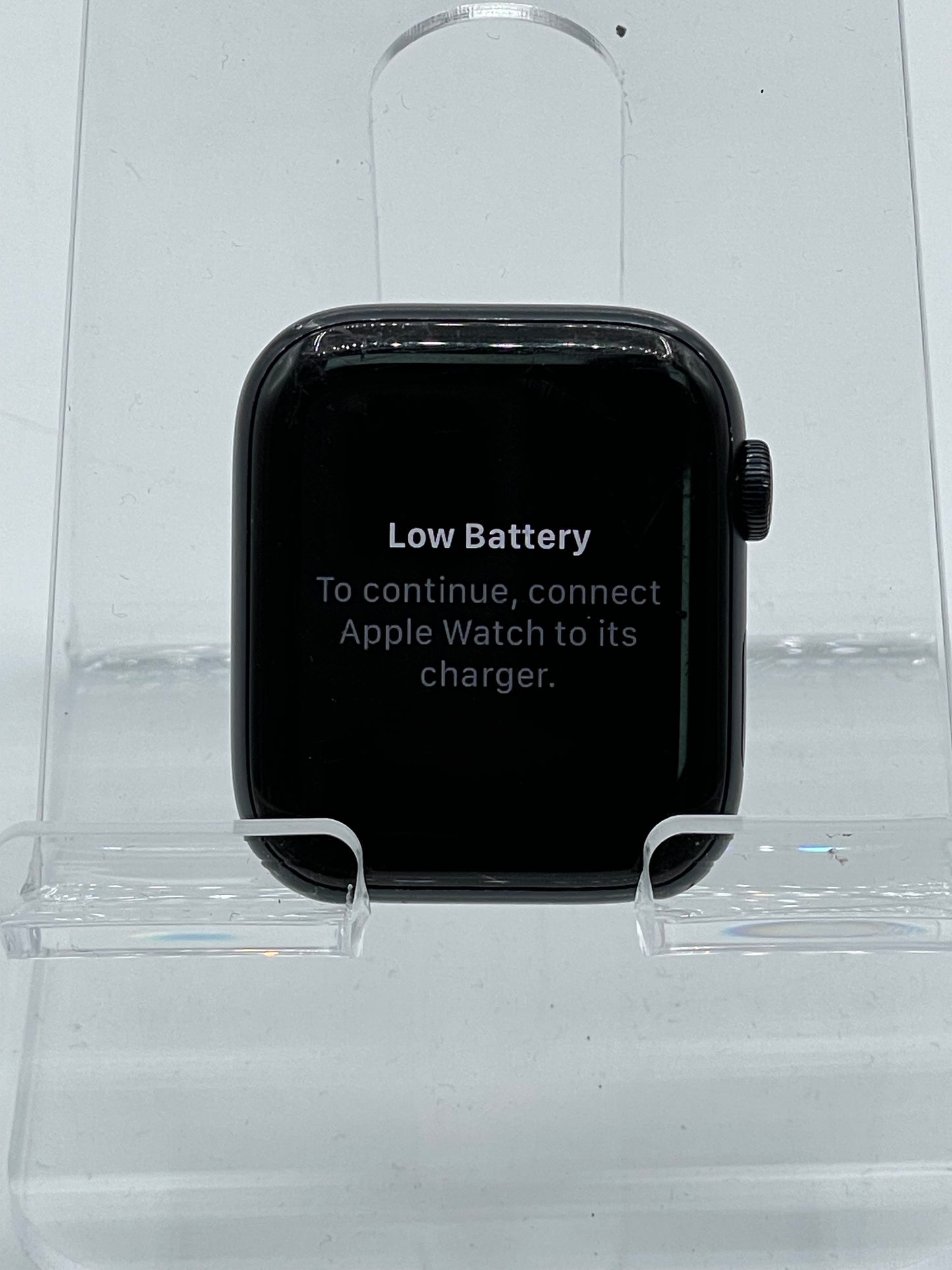 Unlocked Apple Series SE 44MM 2nd Gen Black Free Shipping