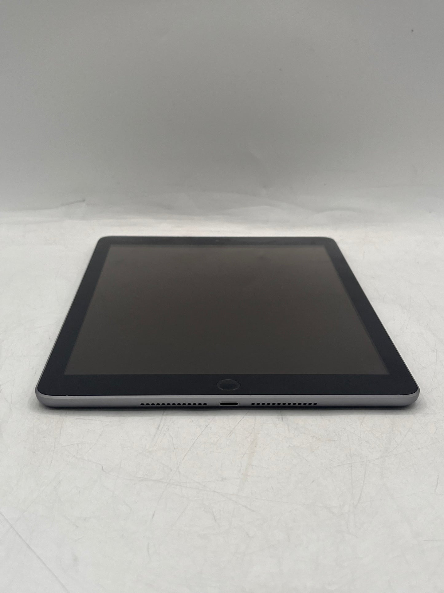 2018 Apple iPad 6th Gen A1893 128GB Wi-Fi Only Black Tablet