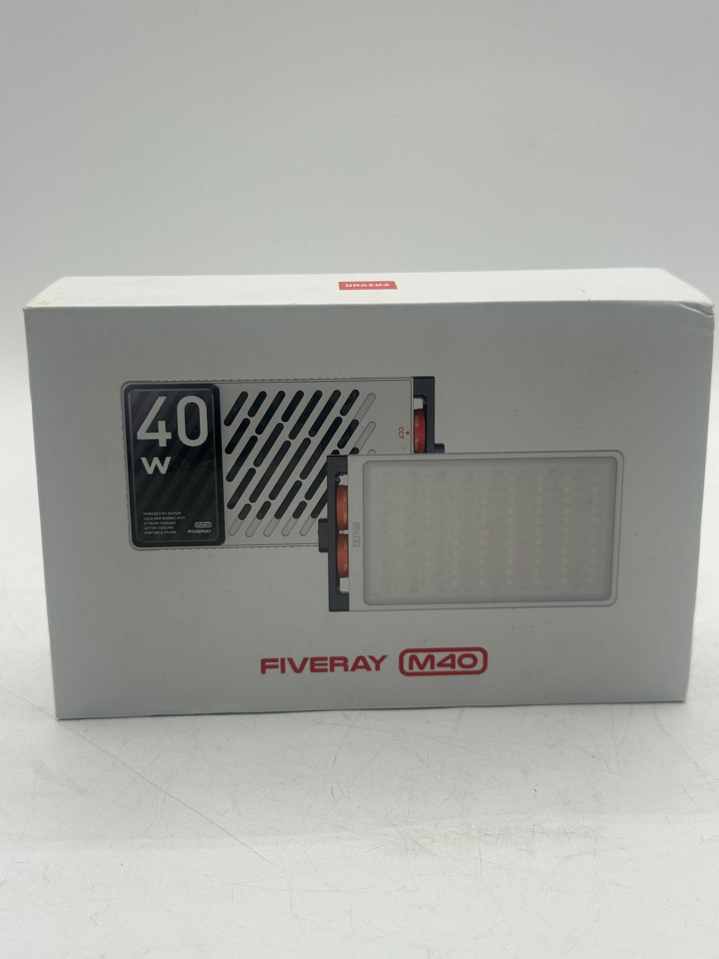 ZHIYUN FIVERAY M40  Portable LED Camera Light White New In Box Free Shipping