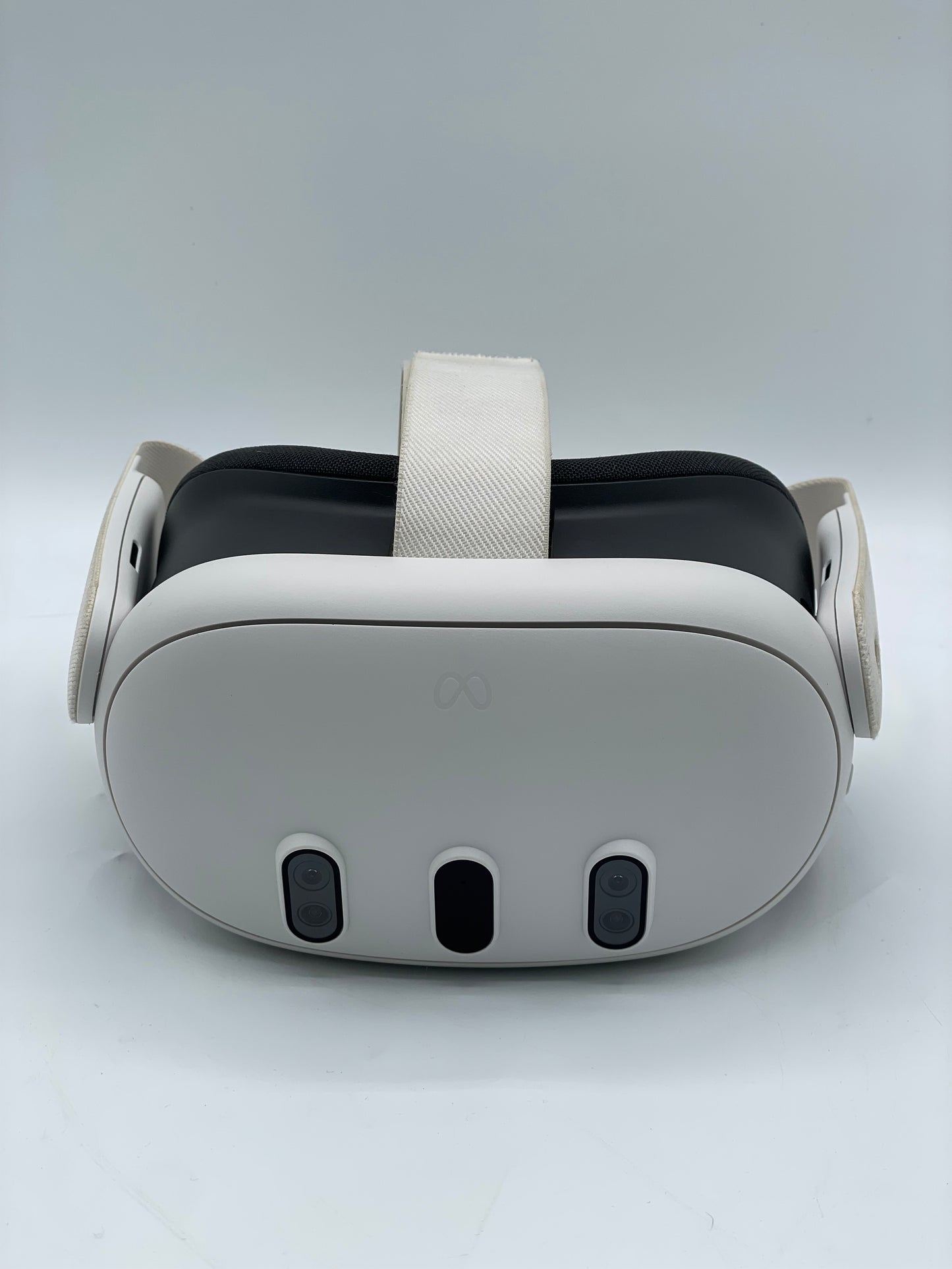 Meta Oculus Quest 3 - 512GB, White - VR Headset w/ Controllers