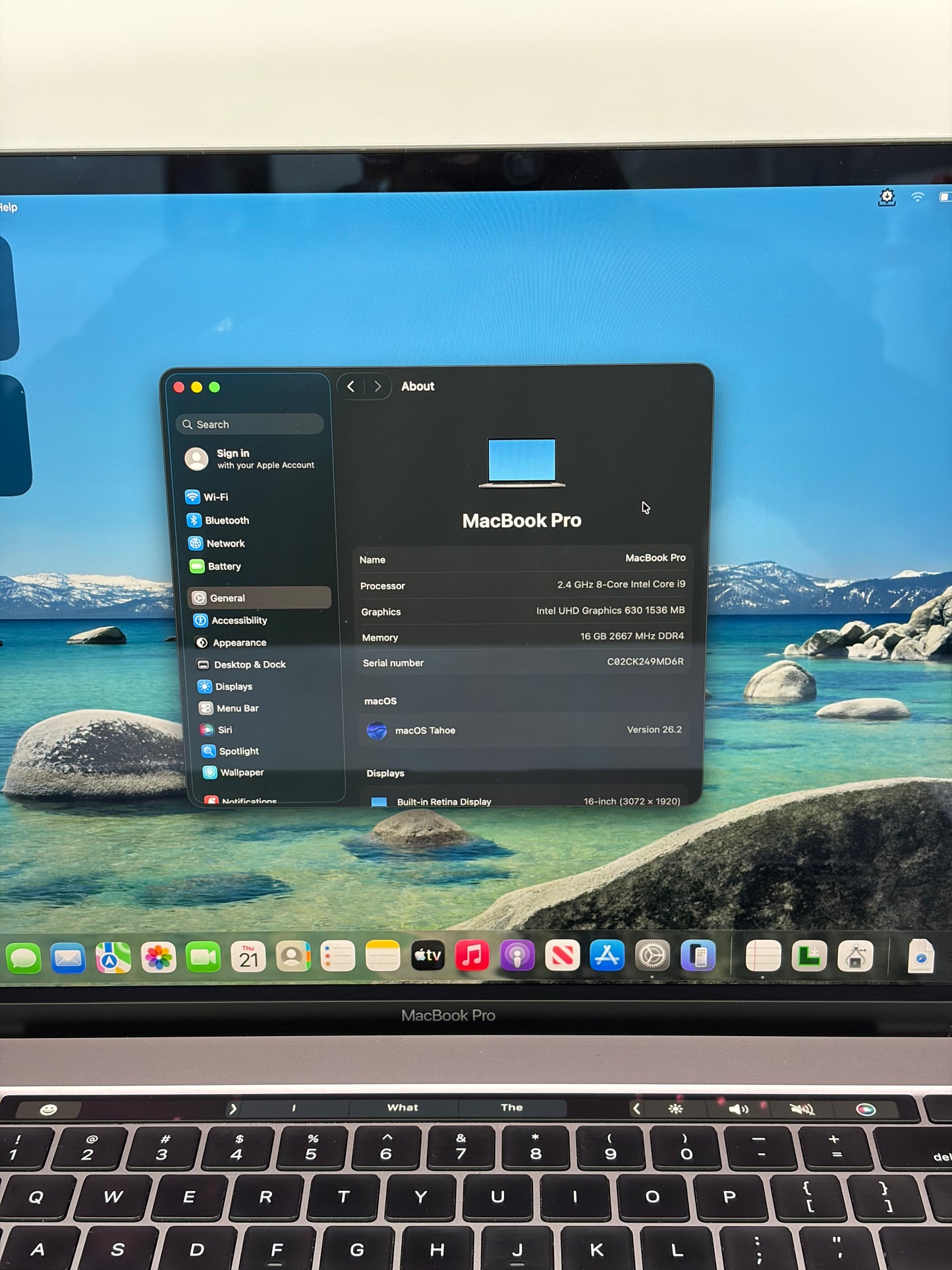 2019 Apple MacBook Pro 16" A2141 2.3GHz Core i9 16GB RAM 512GB SSD Space Gray
