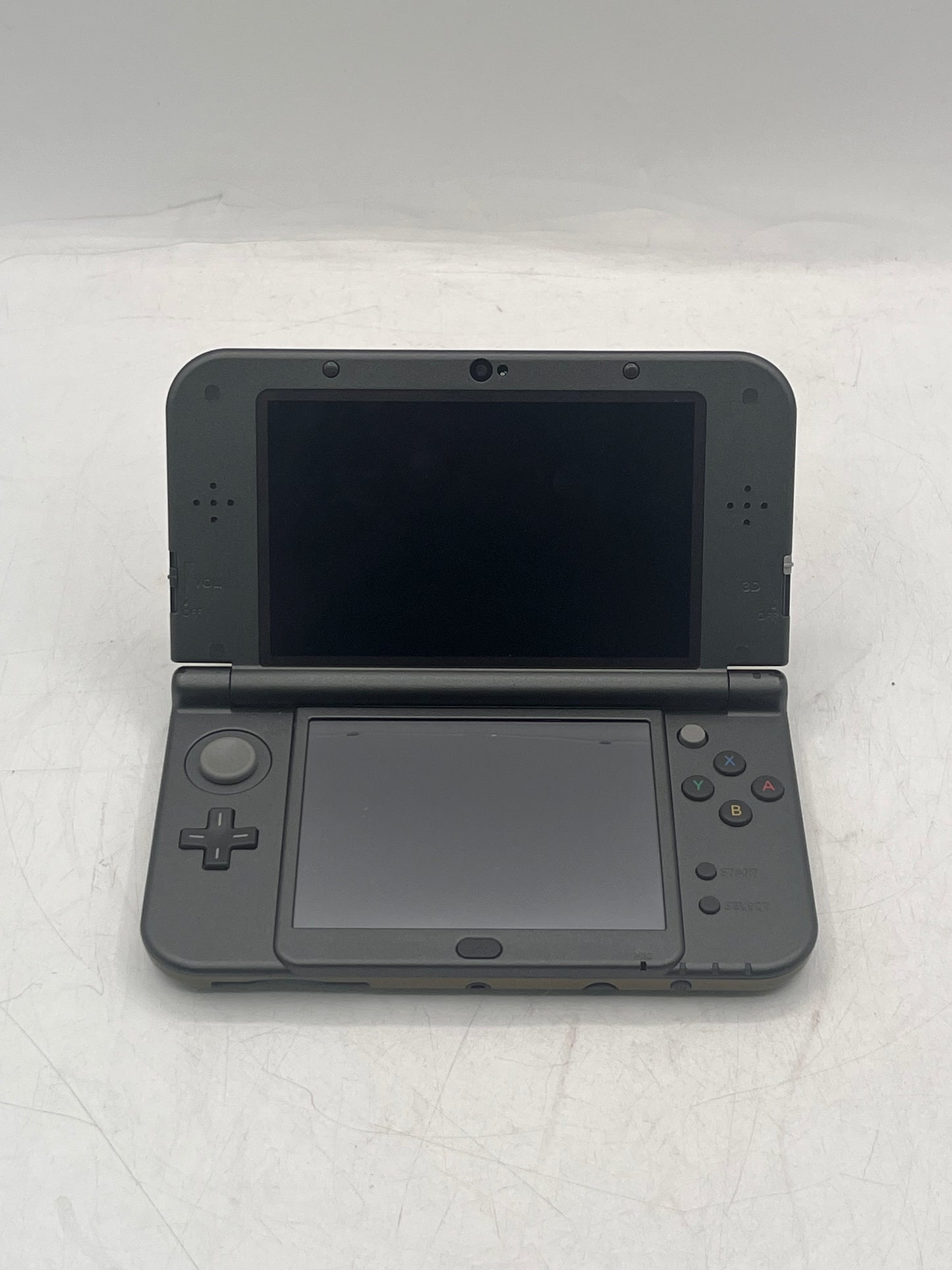 Nintendo New 3DS XL (RED-001) 2014 Handheld Game Console 4GB - Gold