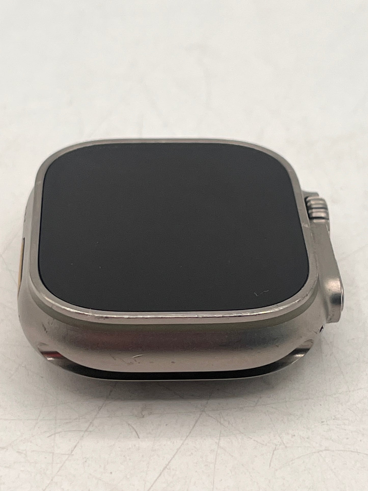 2022 Apple Watch Ultra A2622 MQEW3LL/A 49mm Titanium GPS + Cellular + Green Alpine Loop M Band - Black