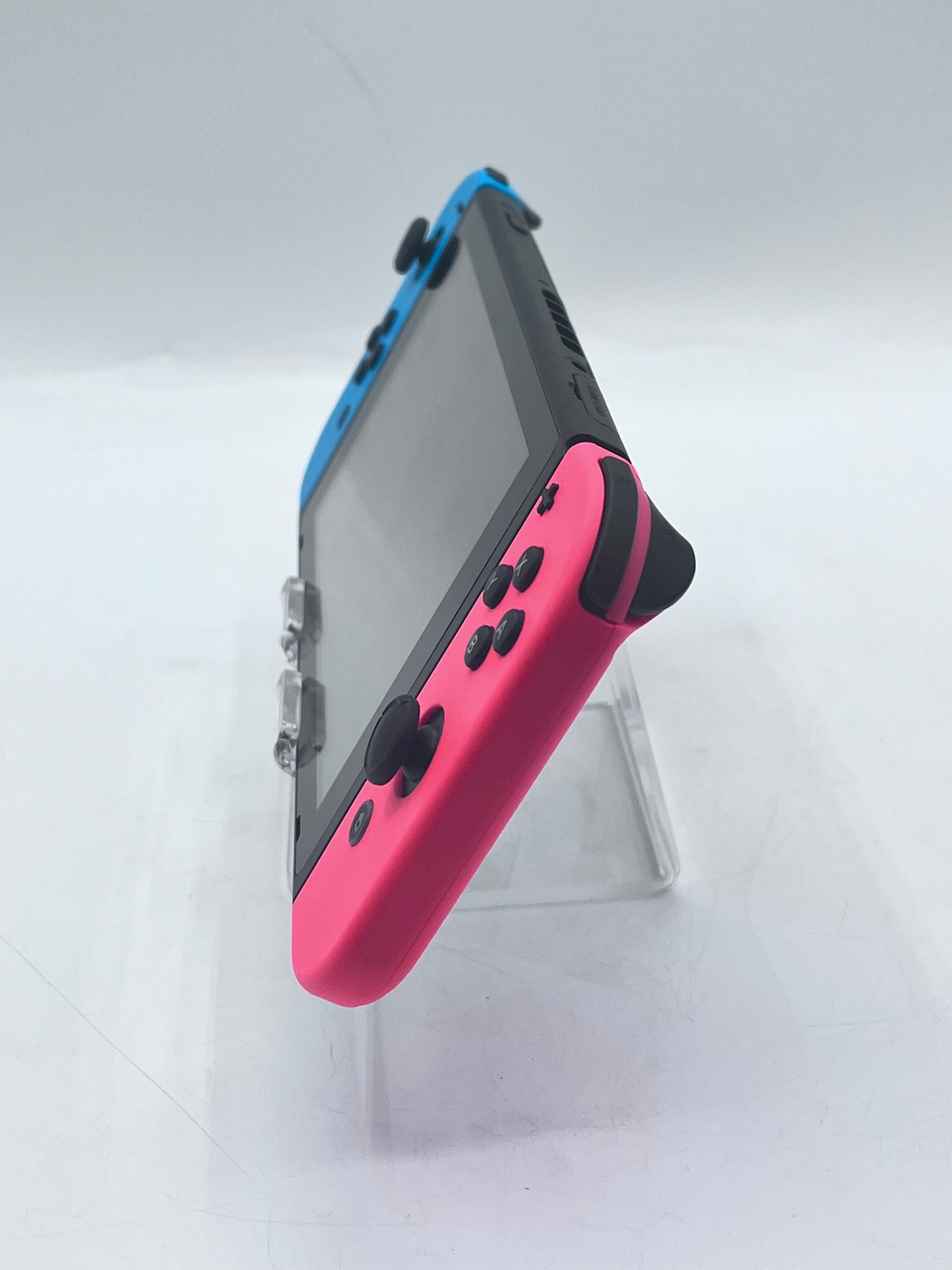Nintendo Switch V2 Game Console (HAC-001(-01) w/ OEM Blue/Red Joycon)