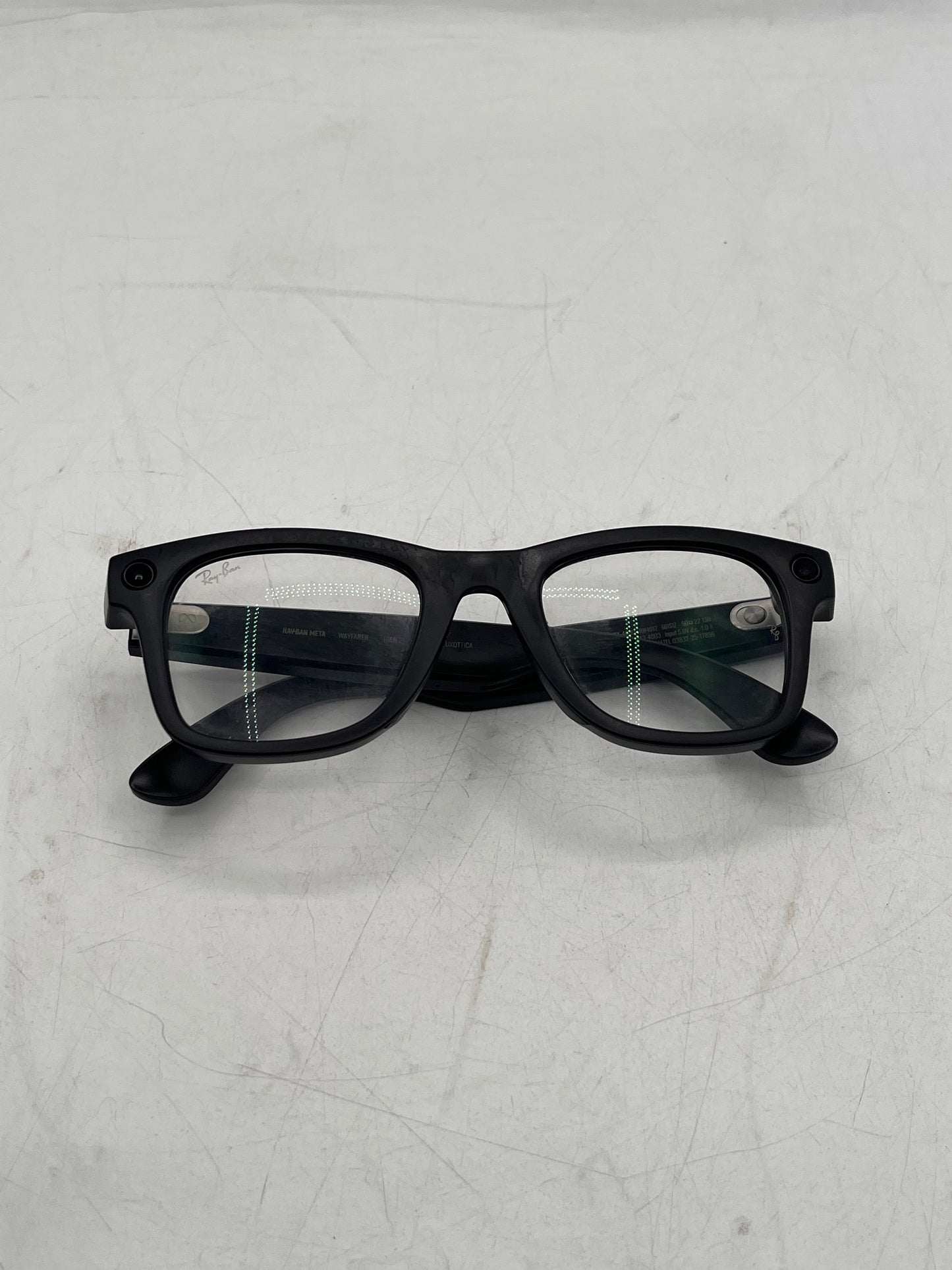 RAY-BAN Meta Wayfarer Gen 2 Matte Black Transition Lens Glasses & Charging Case