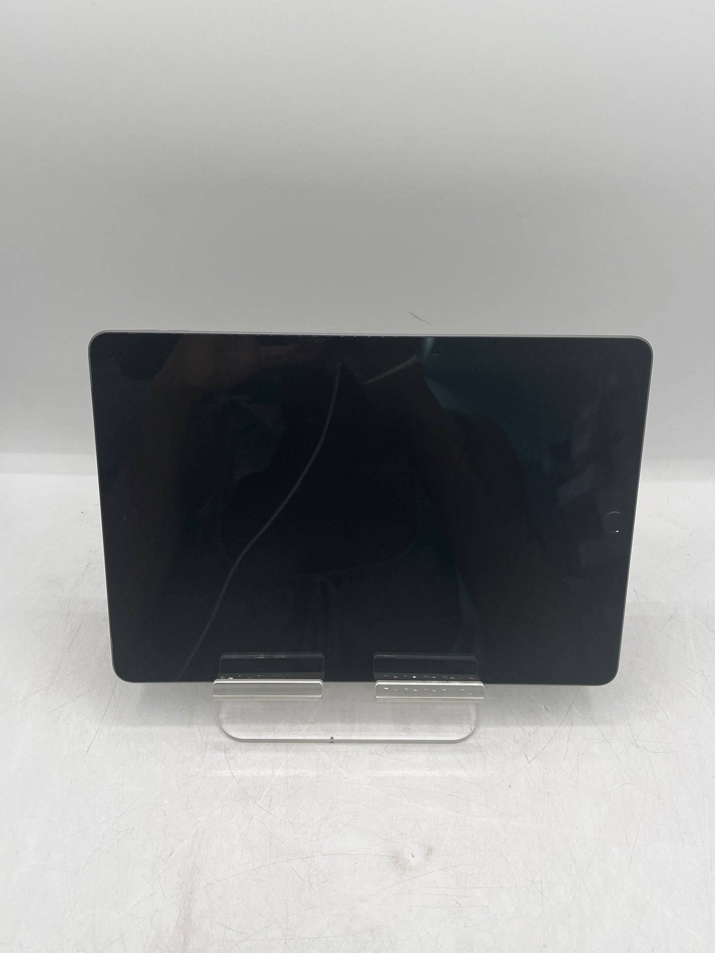Apple iPad (7th Gen) A2200 32GB  Remotely Managed -  Space Gray