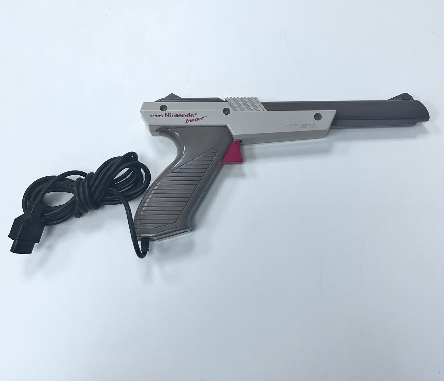 Nintendo NES System Console Bundle 4 Controllers Zapper Gun w/Joystick Free Shipping