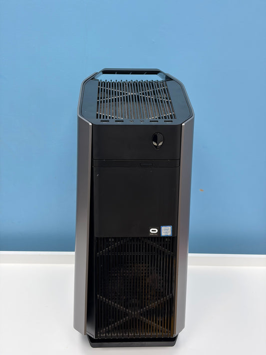 Alienware Aurora R5 Desktop i7-6700 16GB RAM 256GB SSD 2TB HDD GeForce GTX 1080