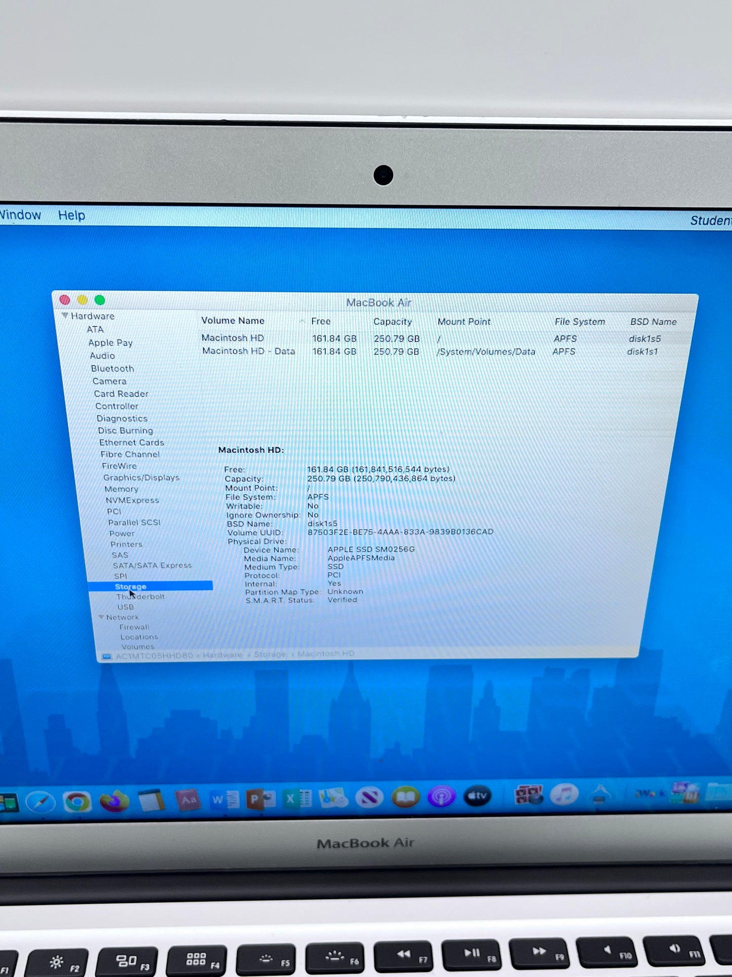 Apple Macbook Air 13" A1466 2017 256GB Core i5 Laptop Silver READ