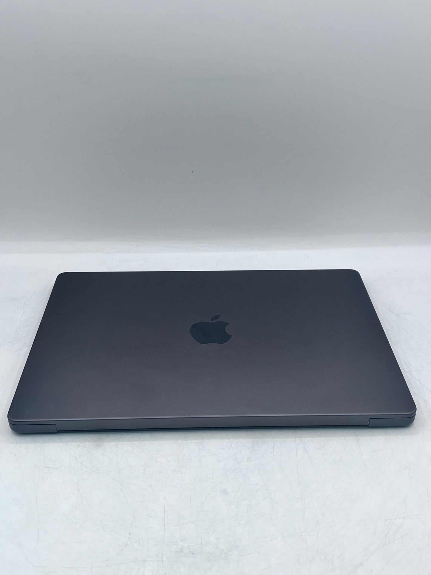 2023 Apple MacBook Pro 14", Apple M3 Pro, 18GB 1TB A2992 MRX33LL/A Excellent Condition