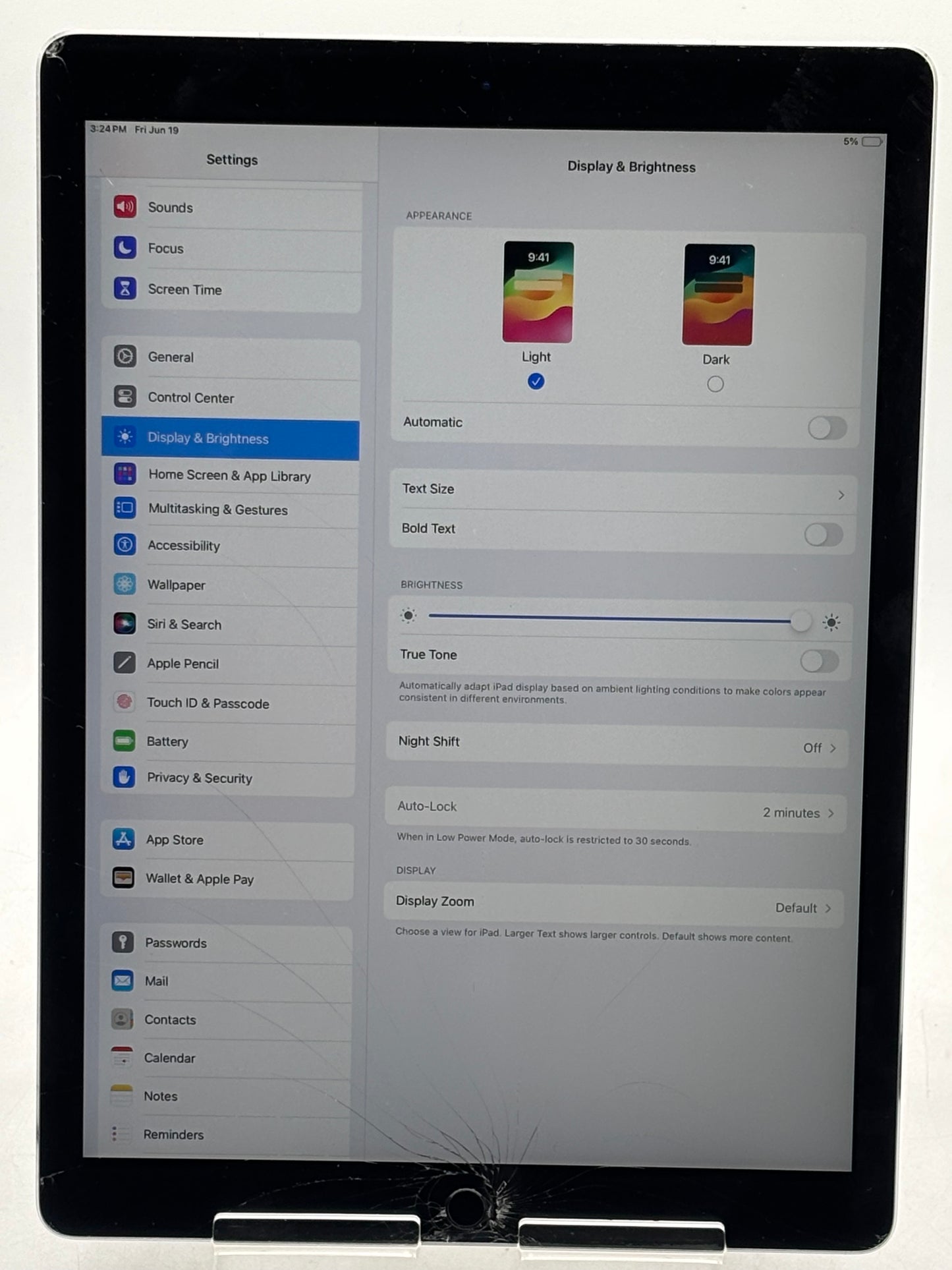 Unlocked Apple iPad Pro 12.9" 2nd Gen A1671 MPA42LL/A Wi-Fi + Cellular 256GB READ
