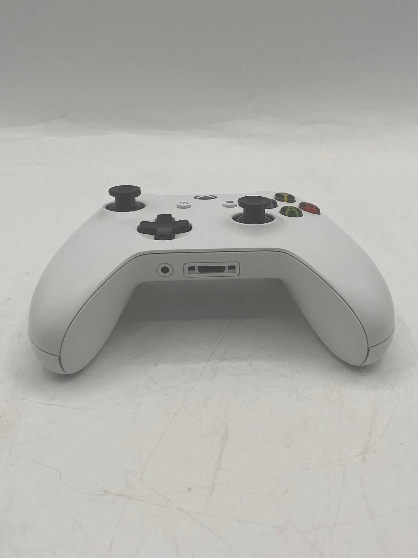 Microsoft Xbox One S (1681) 2016 1TB Video Game Console - White
