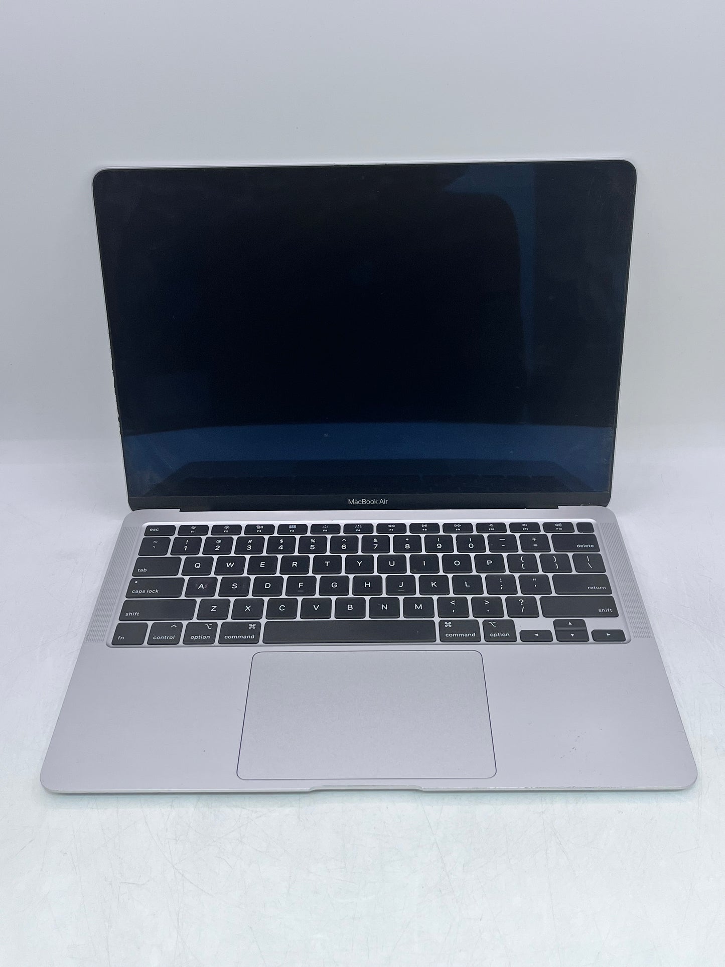 Apple MacBook Air Retina A2179 MWTJ2LL/A 2020 Intel i3 8GB  256GB - Silver READ