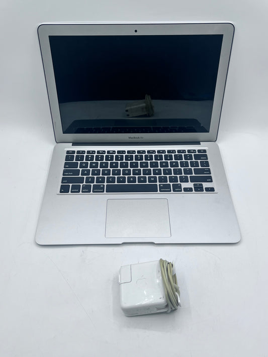 Apple MacBook Air 13" A1466 2015 Core i3 4GB 256GB Silver