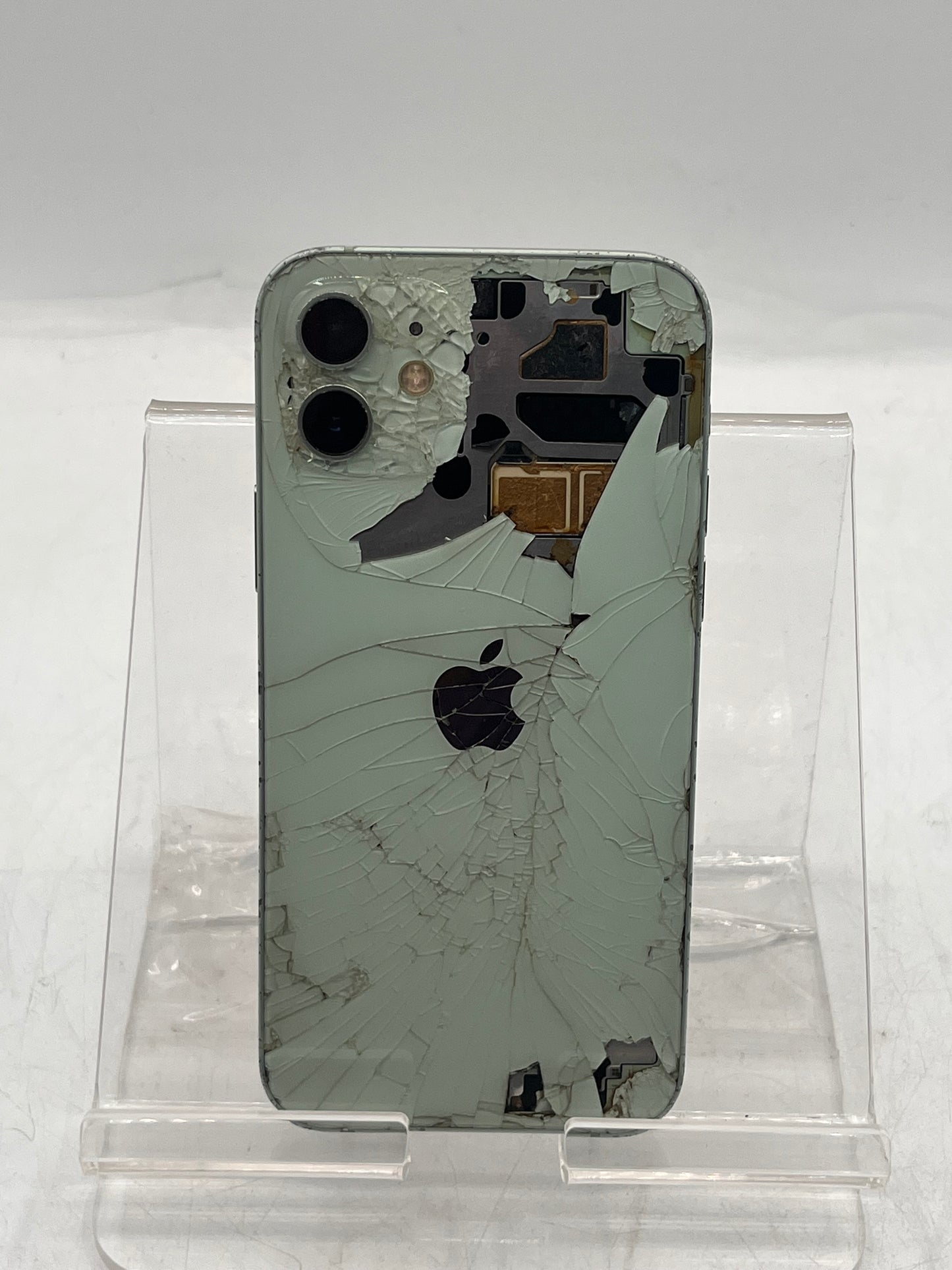 T-Mobile Apple iPhone 12  MGHA3LL/A A2172 64GB Green BROKEN
