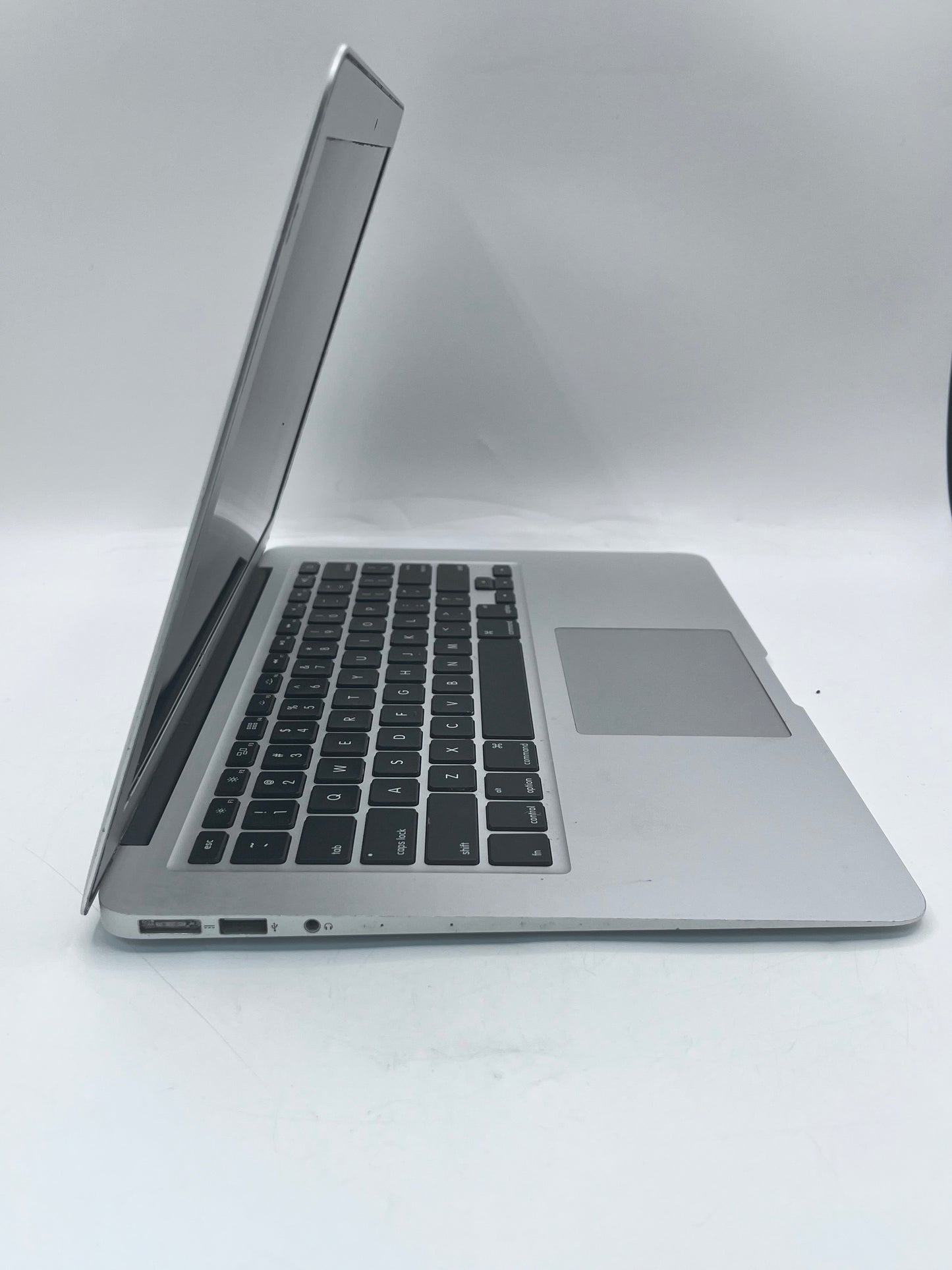 Apple MacBook Air 13" A1466 2014 128GB 4GB - Silver