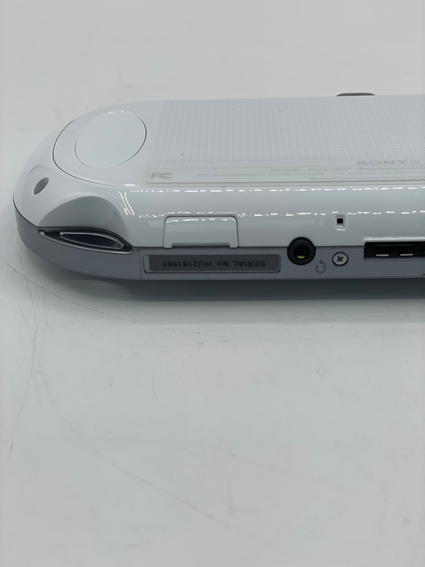 Sony Ps Vita Wifi Handheld Console PCH-1001 Crystal White with Charger Tested