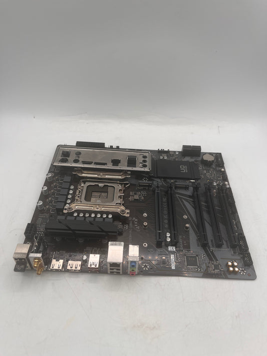 Gigabyte B660M DS3H AX DDR4 LGA 1700 ATX Intel Motherboard