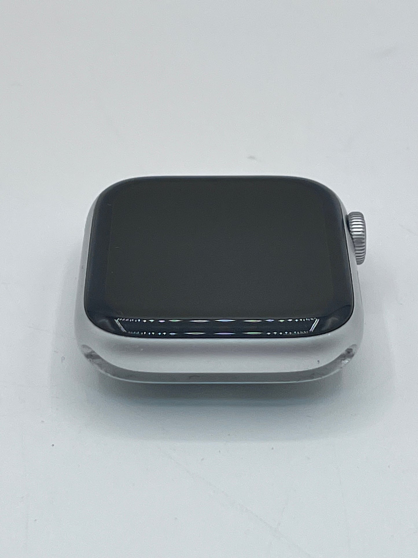 Apple SE 2nd Gen 44mm Smart Watch - Silver