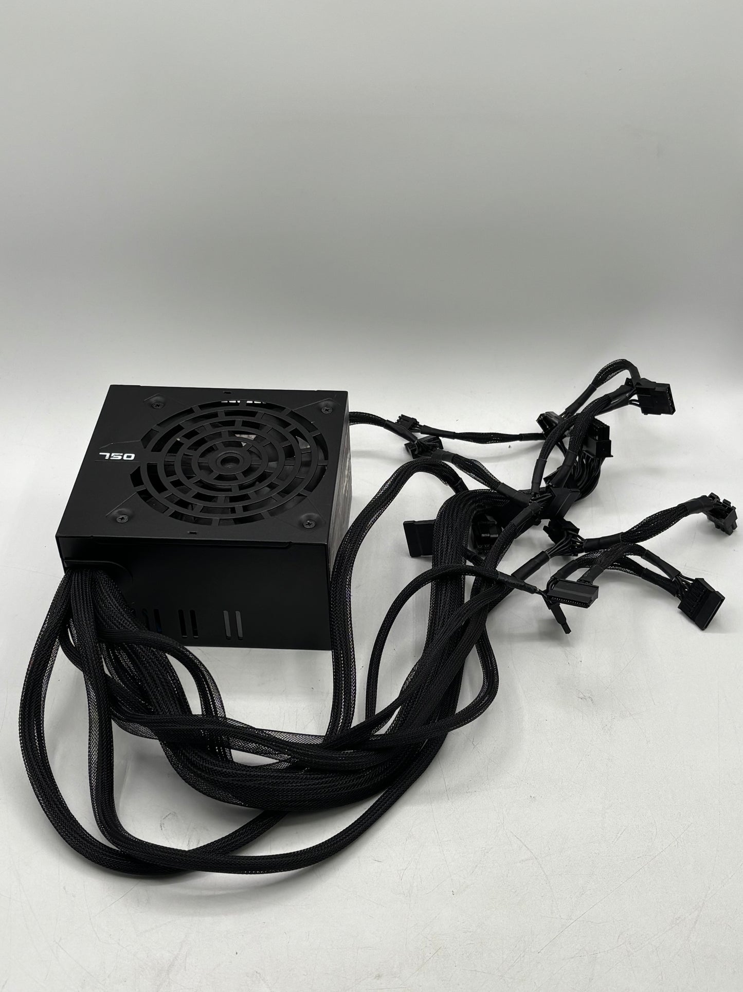 EVGA 750W 100-N1-0750 80 Plus Non Modular Switching Power Supply (FREE SHIPPING)