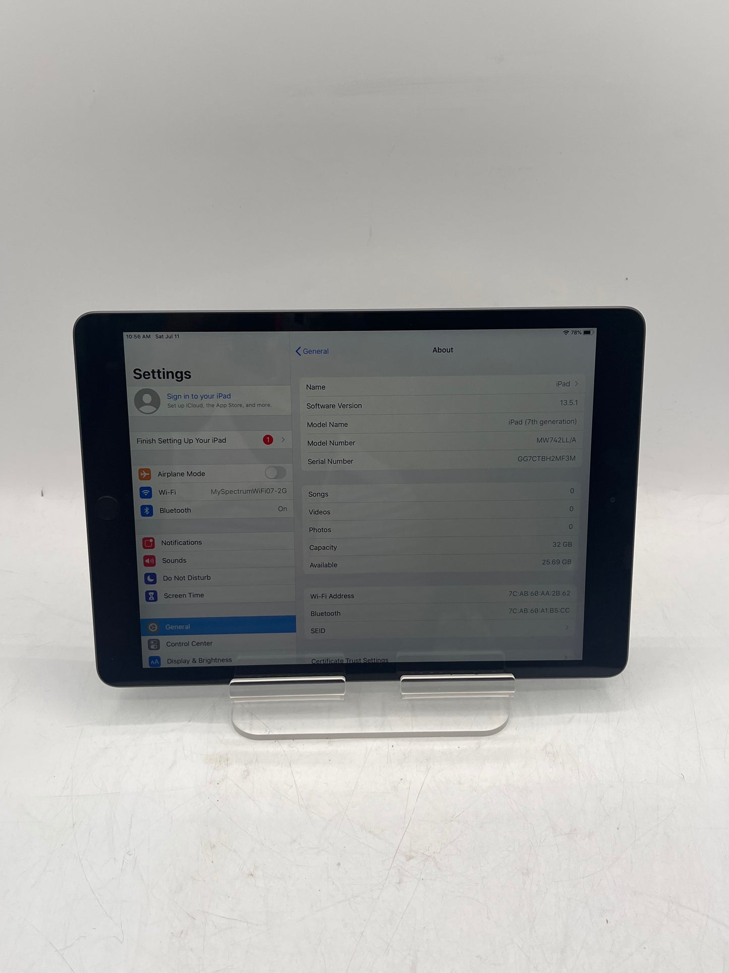 Wi‑Fi Only Apple iPad 7th Gen A2197 MW742LL/A 32GB  Space Gray Tablet