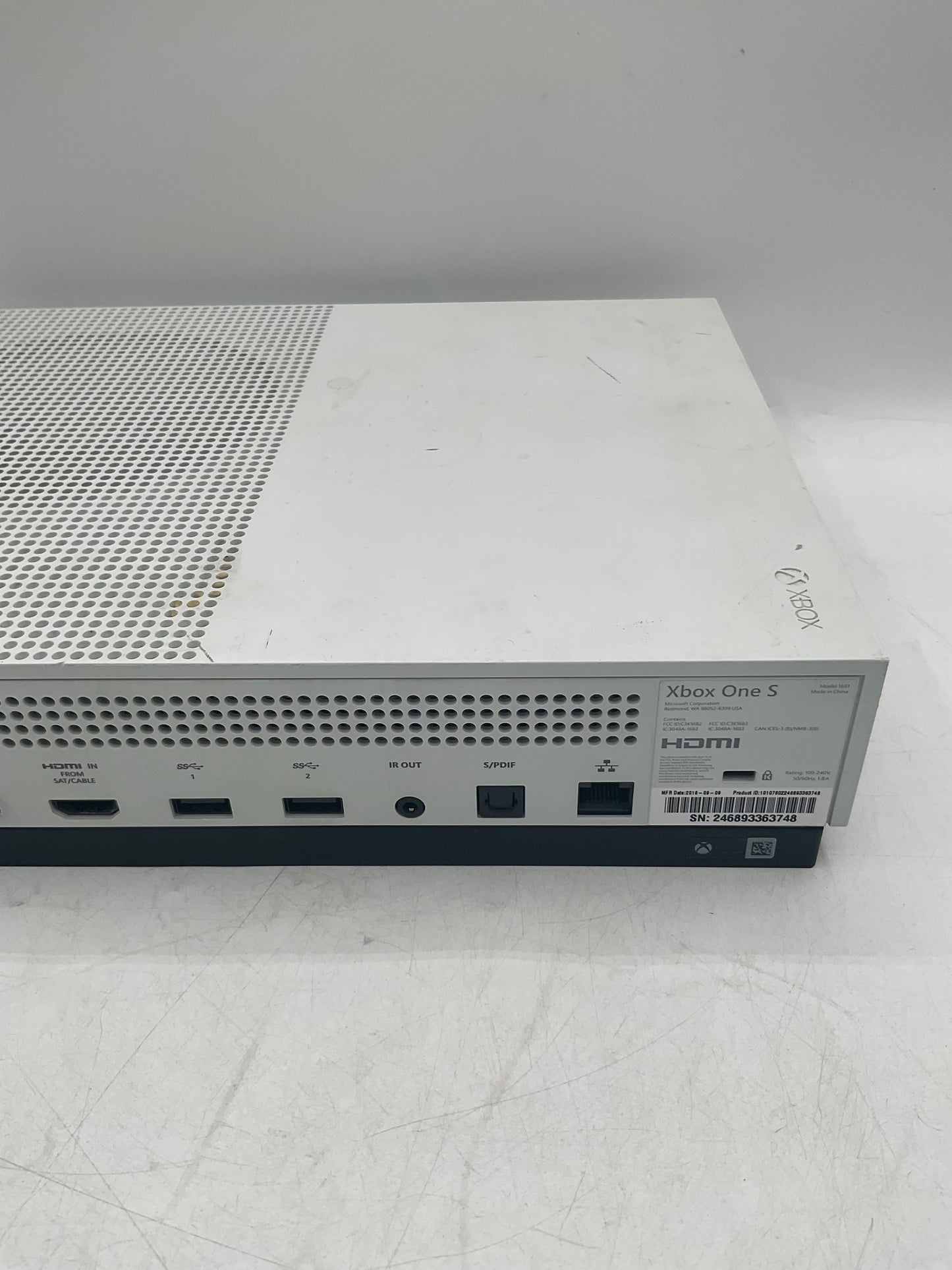Microsoft Xbox One S 1TB Disc Console White with Cords Free Shipping