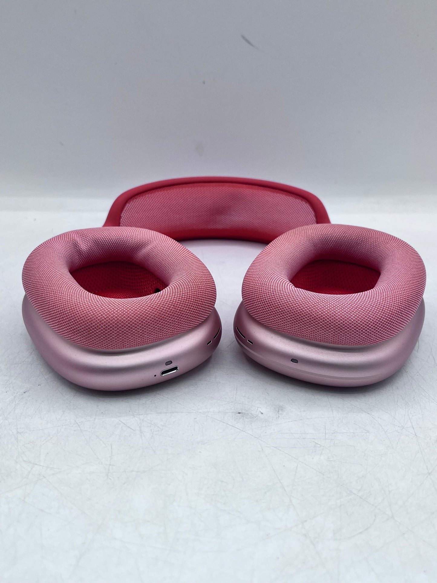 Apple AirPods Max (Lightning) A2096 - Red