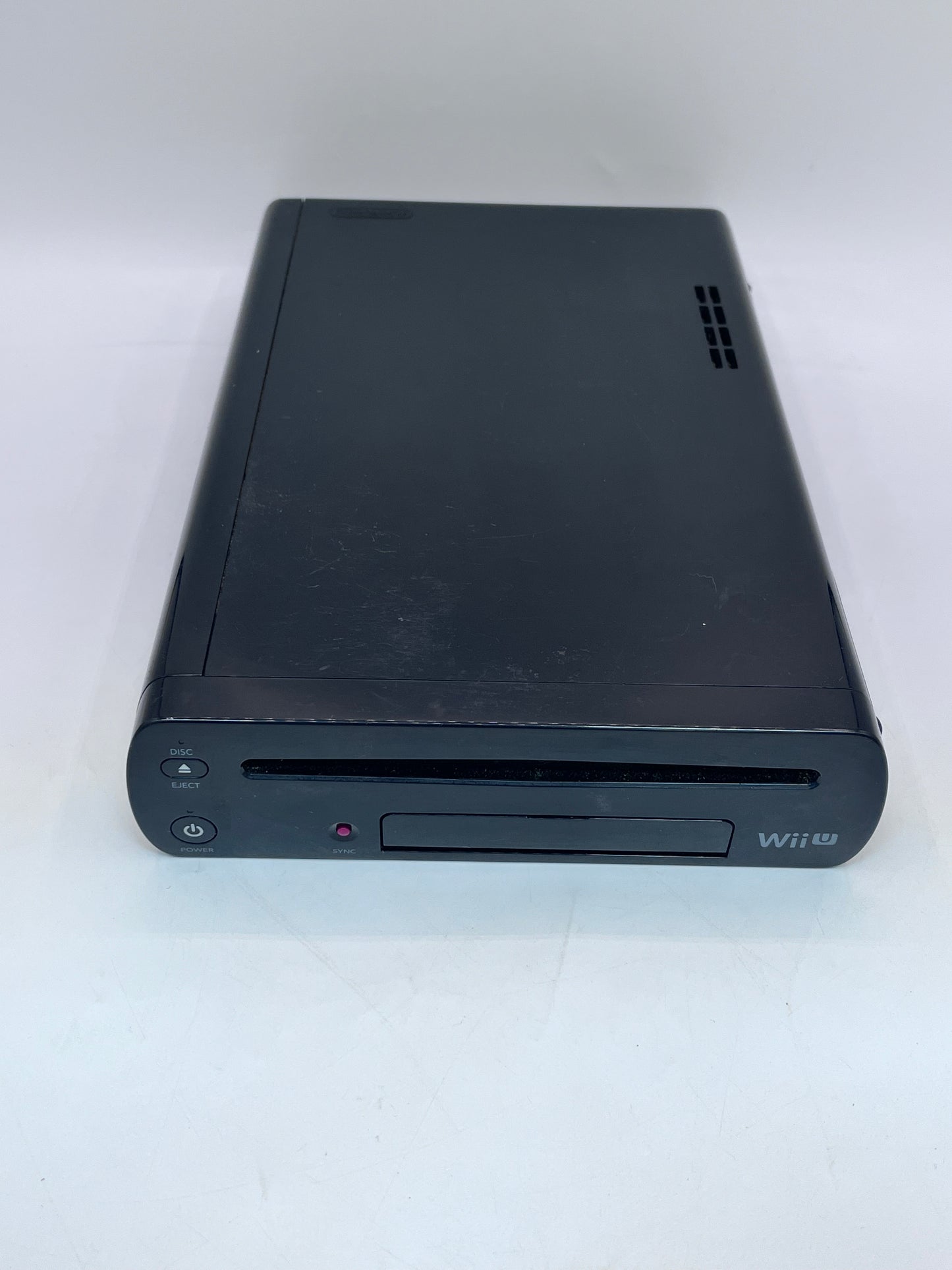 Nintendo Wii U WUP-010 2012 Video Game System with One Controller - Black