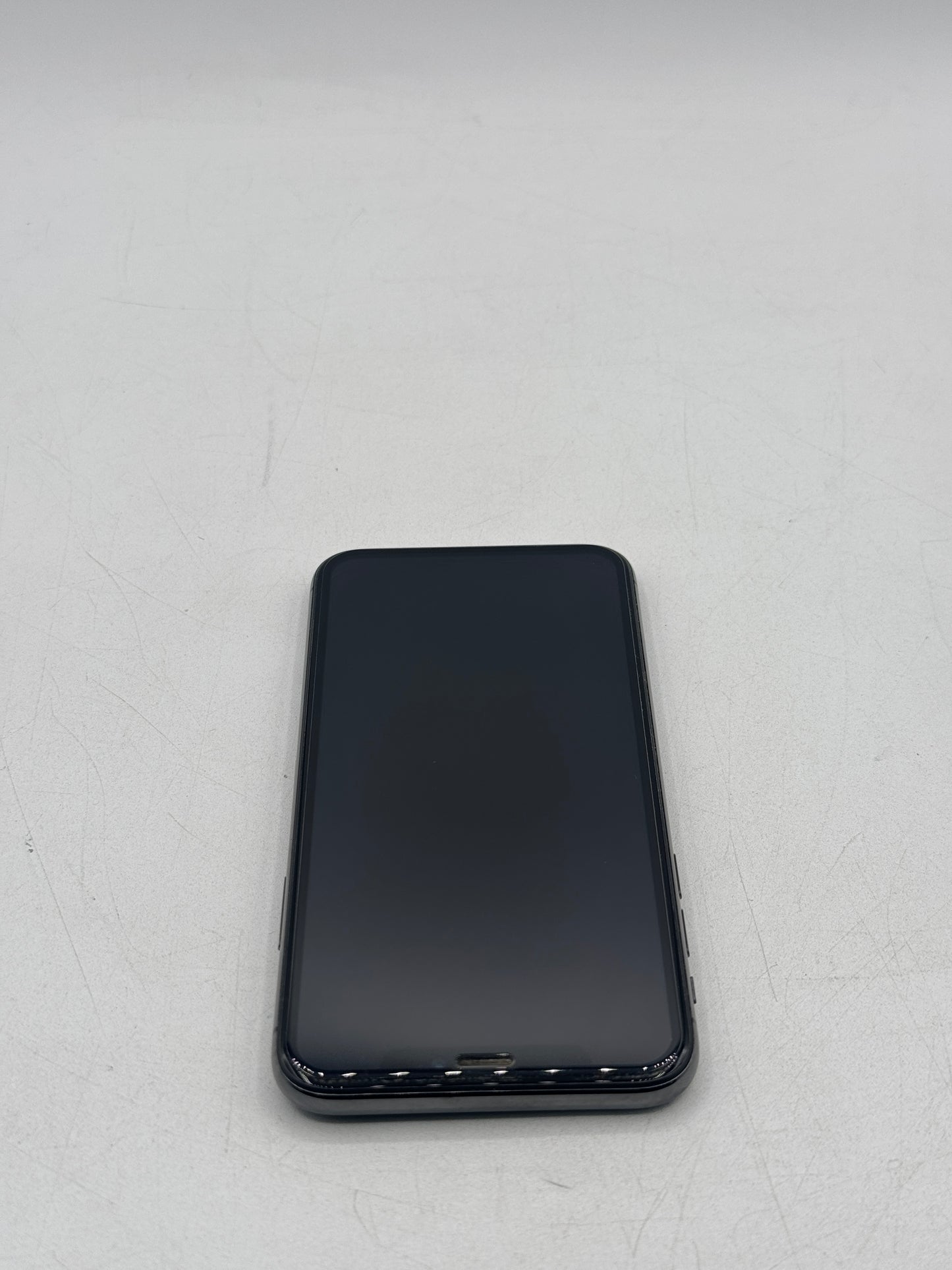 Unlocked Apple iPhone X 256GB A1865 MQA82CH/A Space Gray Battery Health 82%
