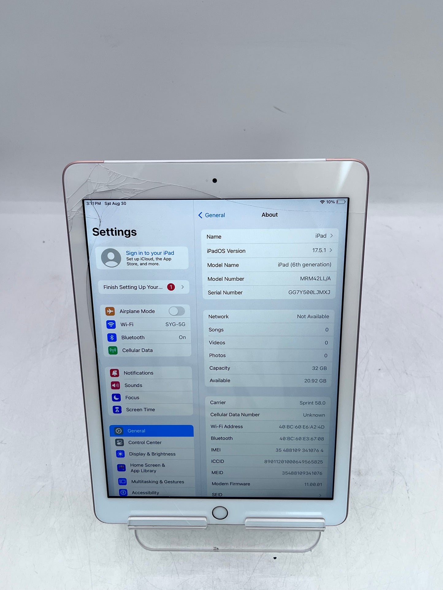 Apple iPad (6th Gen) MRM42LL/A A1954 32GB - Rose Gold READ