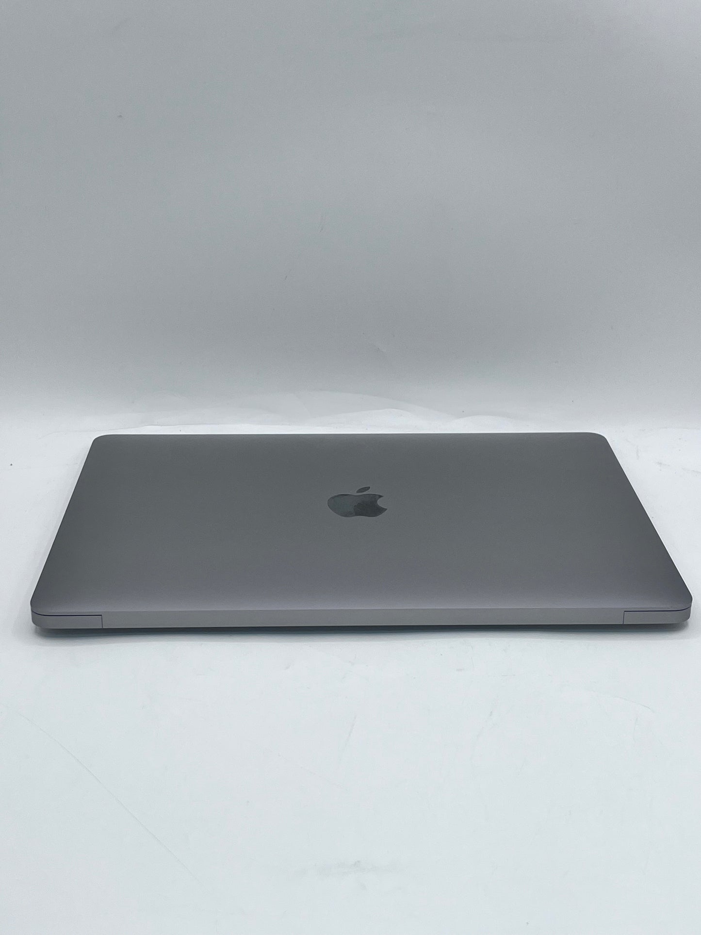 Apple MacBook Air 2020 13" A2337 M1 16GB 256GB - Space Gray